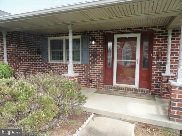 76 MONROE DRIVE