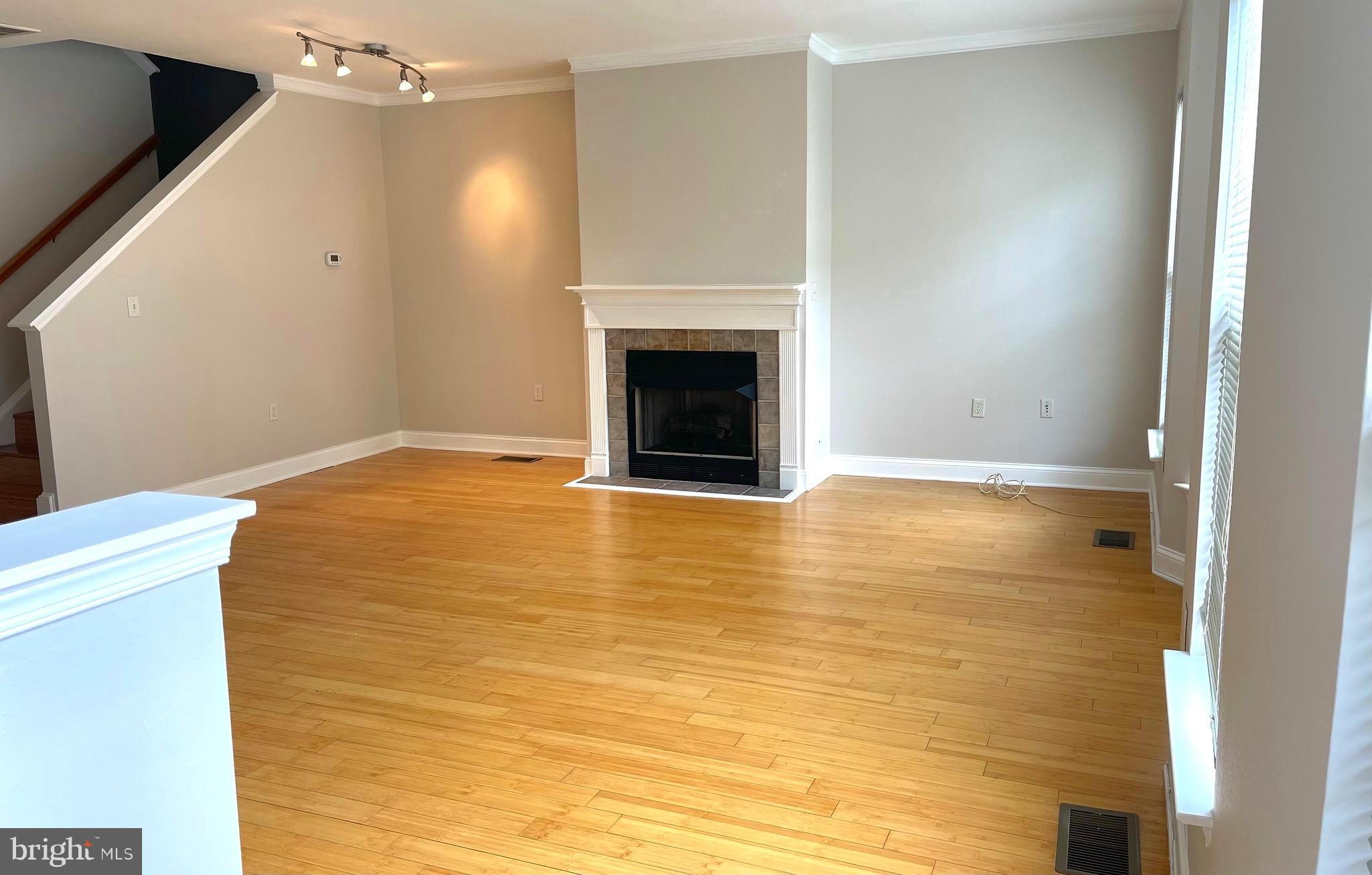 HIGH POINT AT JEFFERSON PARK - Residential Lease