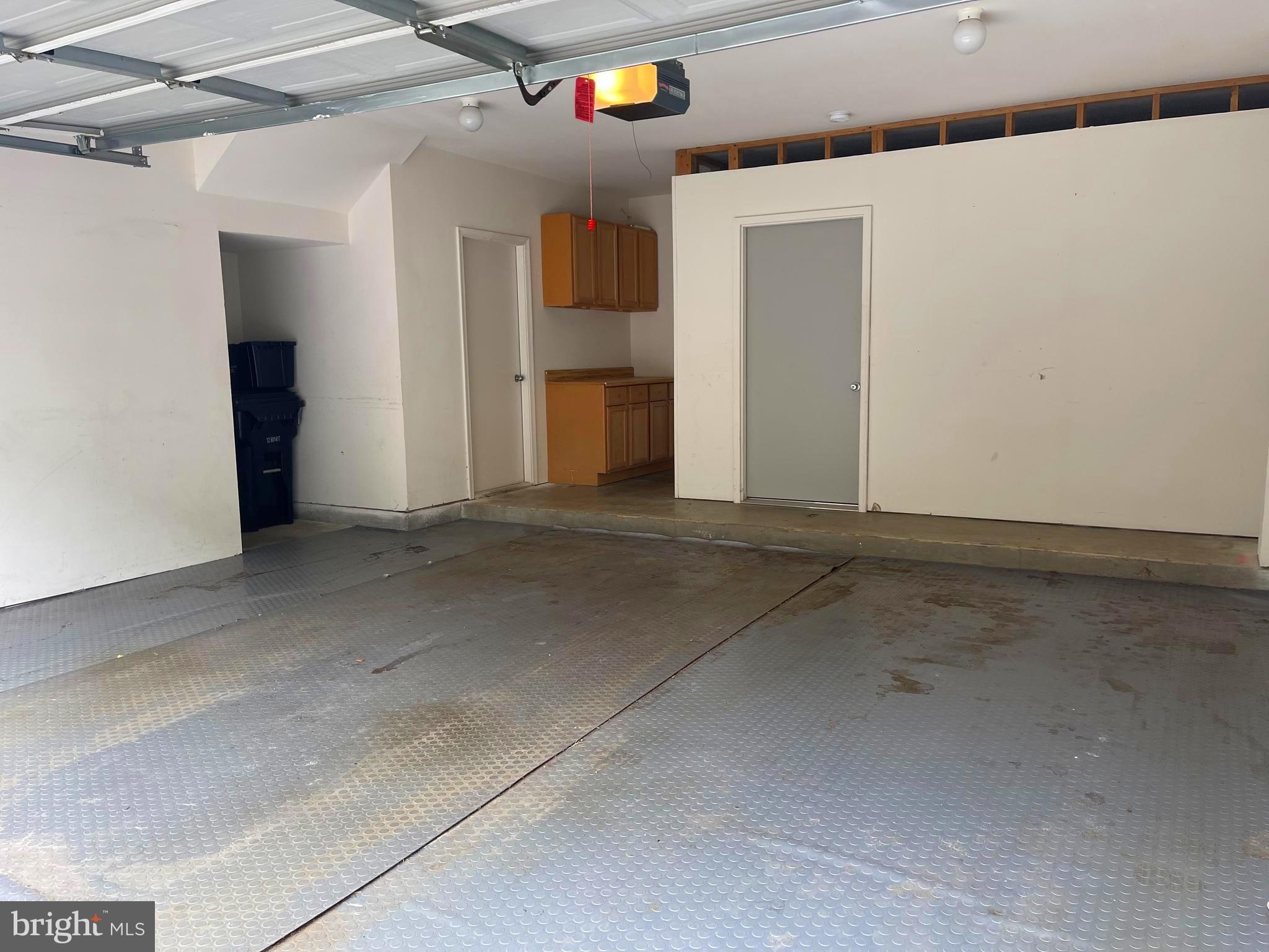 HIGH POINT AT JEFFERSON PARK - Residential Lease