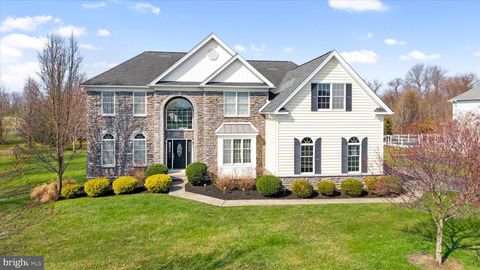 Homes For Sale - 1423 Olmsted Drive<br/> New Castle County, BEAR, DE 19701