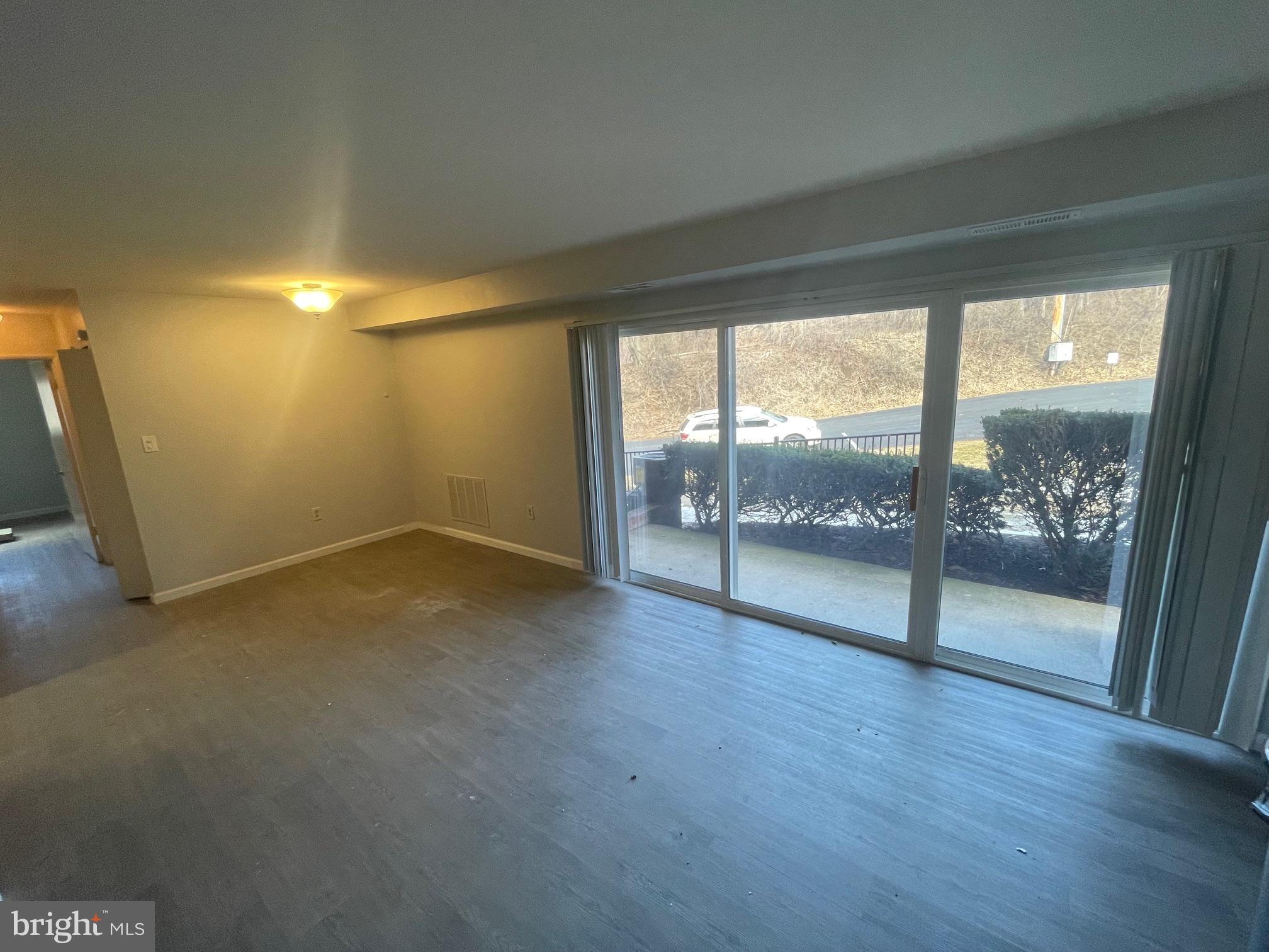 EAST PARK GARDENS - Residential Lease