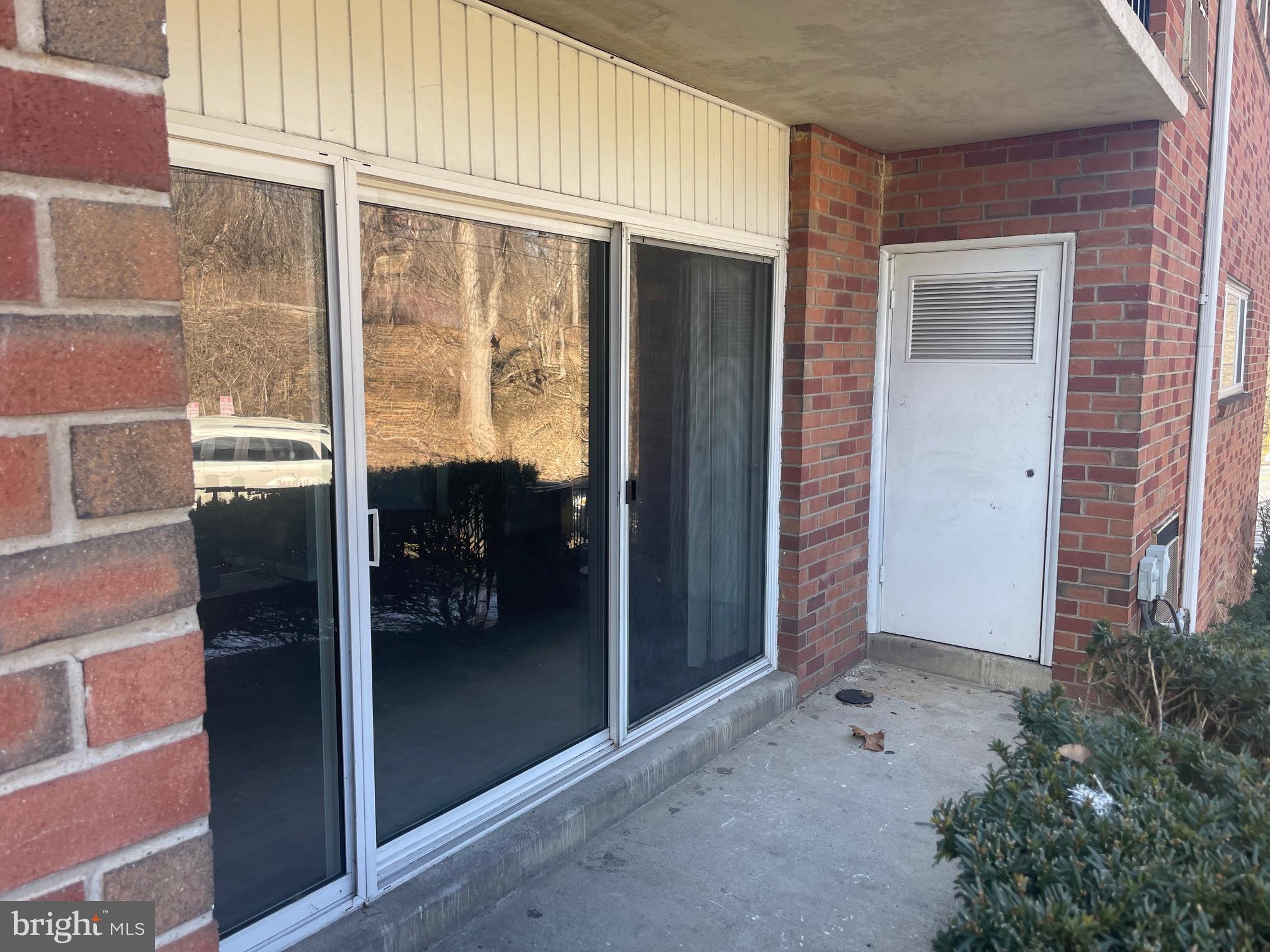 EAST PARK GARDENS - Residential Lease