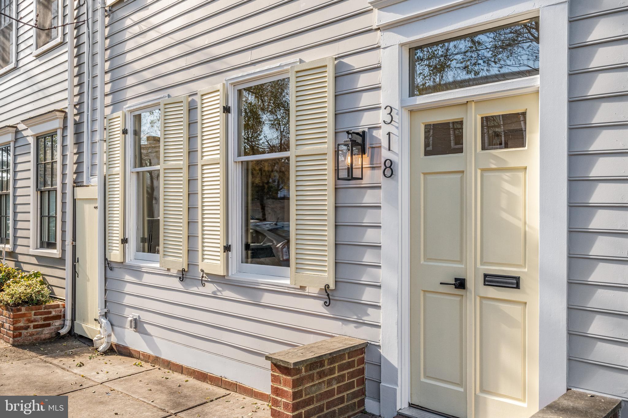 HISTORIC OLD TOWN - Residential