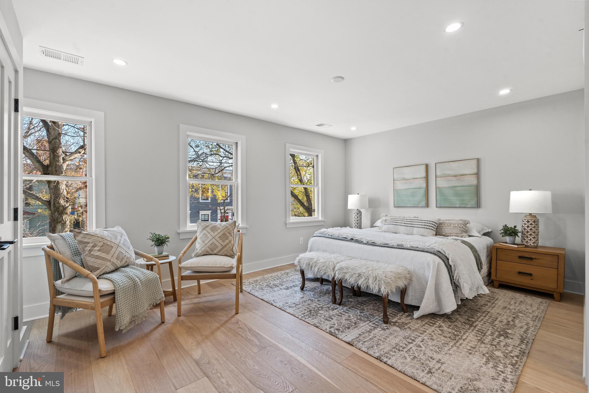 HISTORIC OLD TOWN - Residential