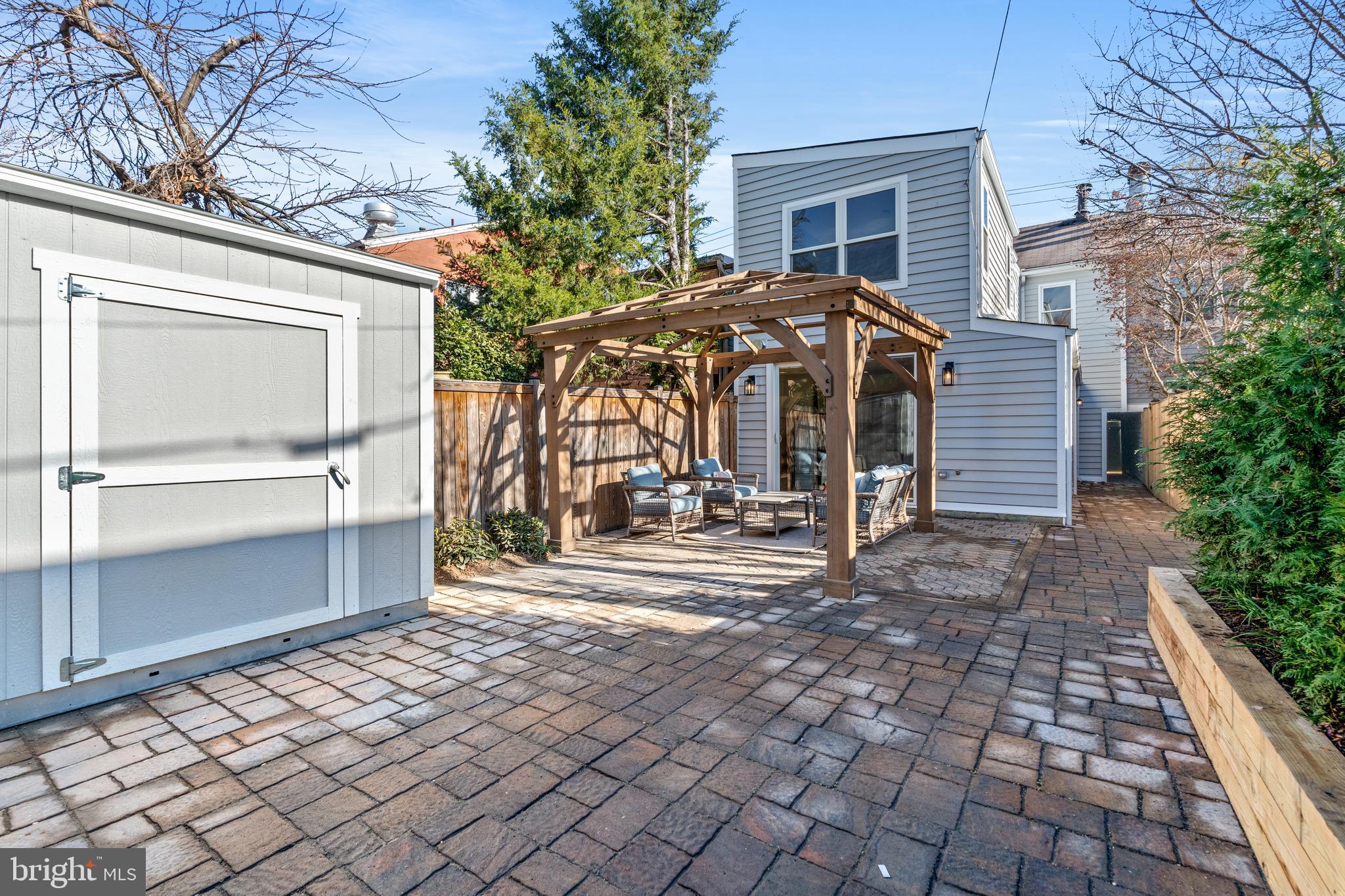 HISTORIC OLD TOWN - Residential