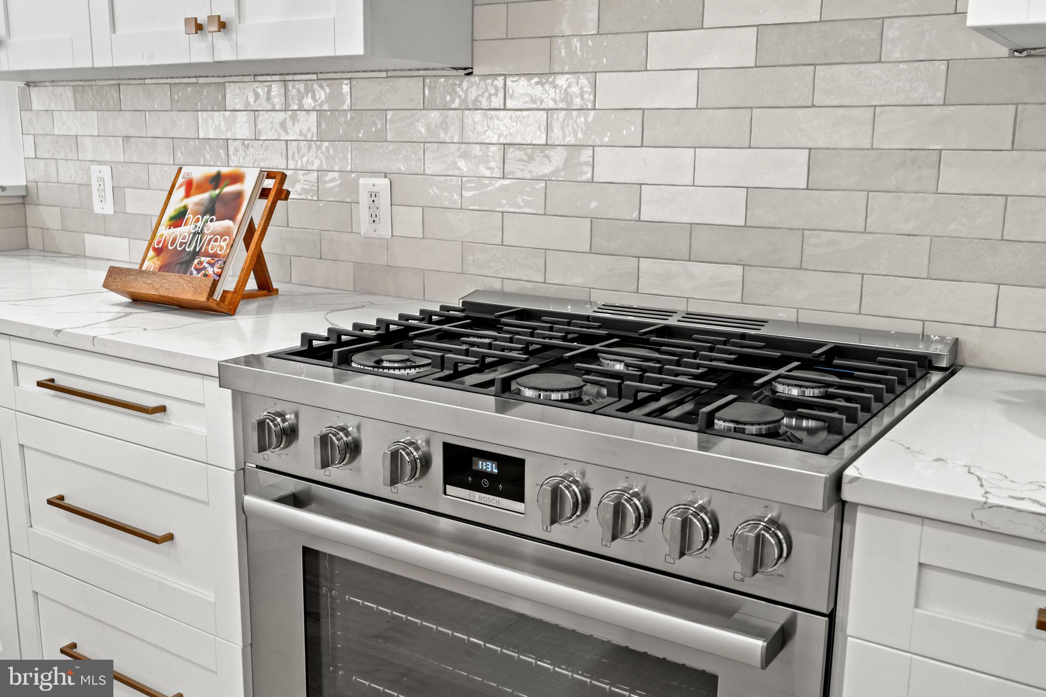 HISTORIC OLD TOWN - Residential