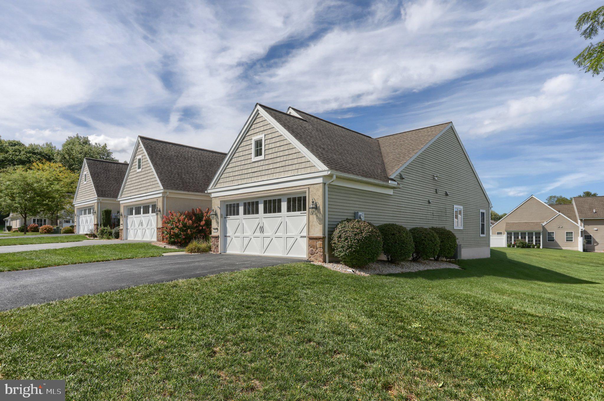 1061 VILLA DRIVE