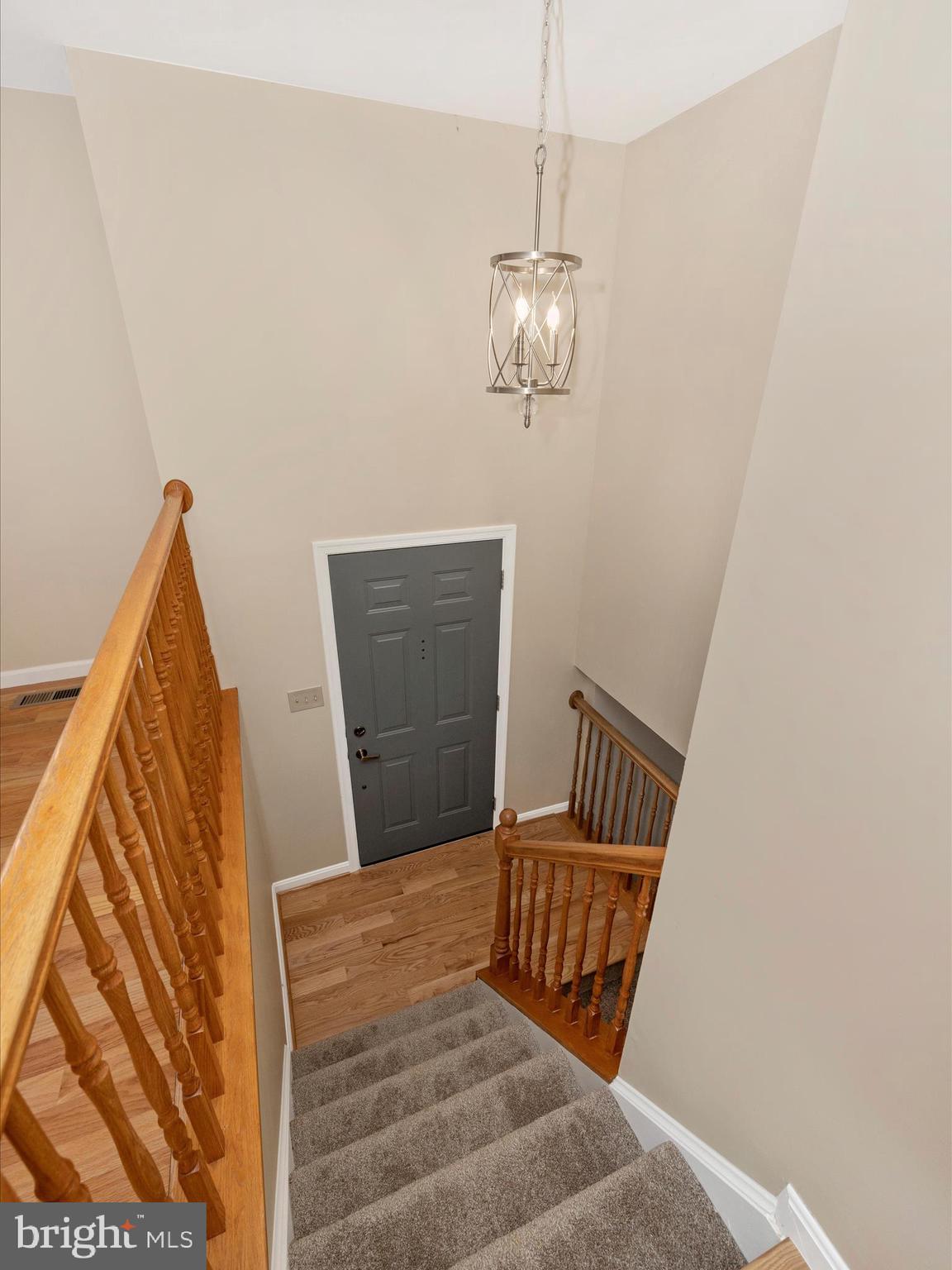 POOLESVILLE - Residential