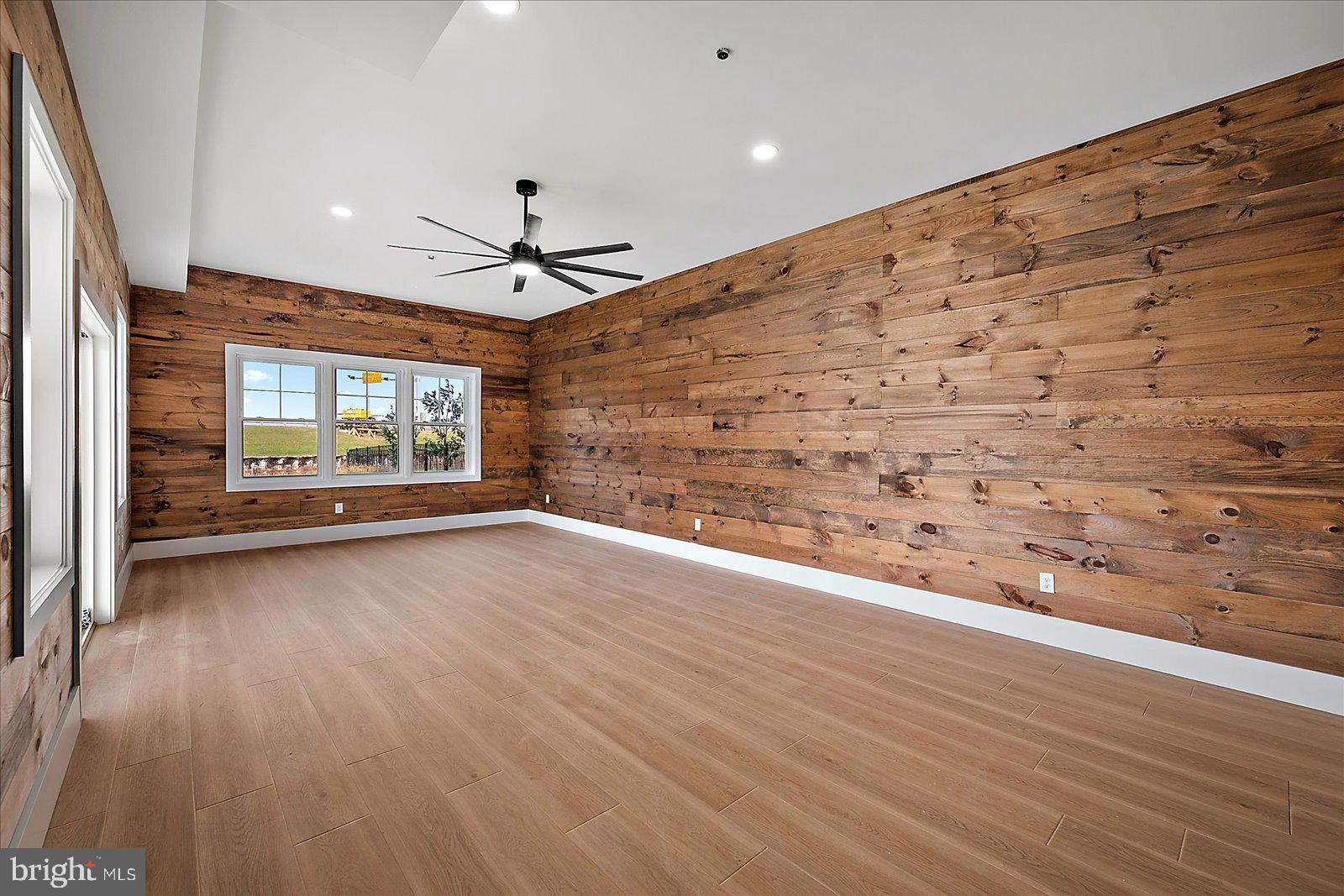 ESTATES AT INLET ISLE - Residential