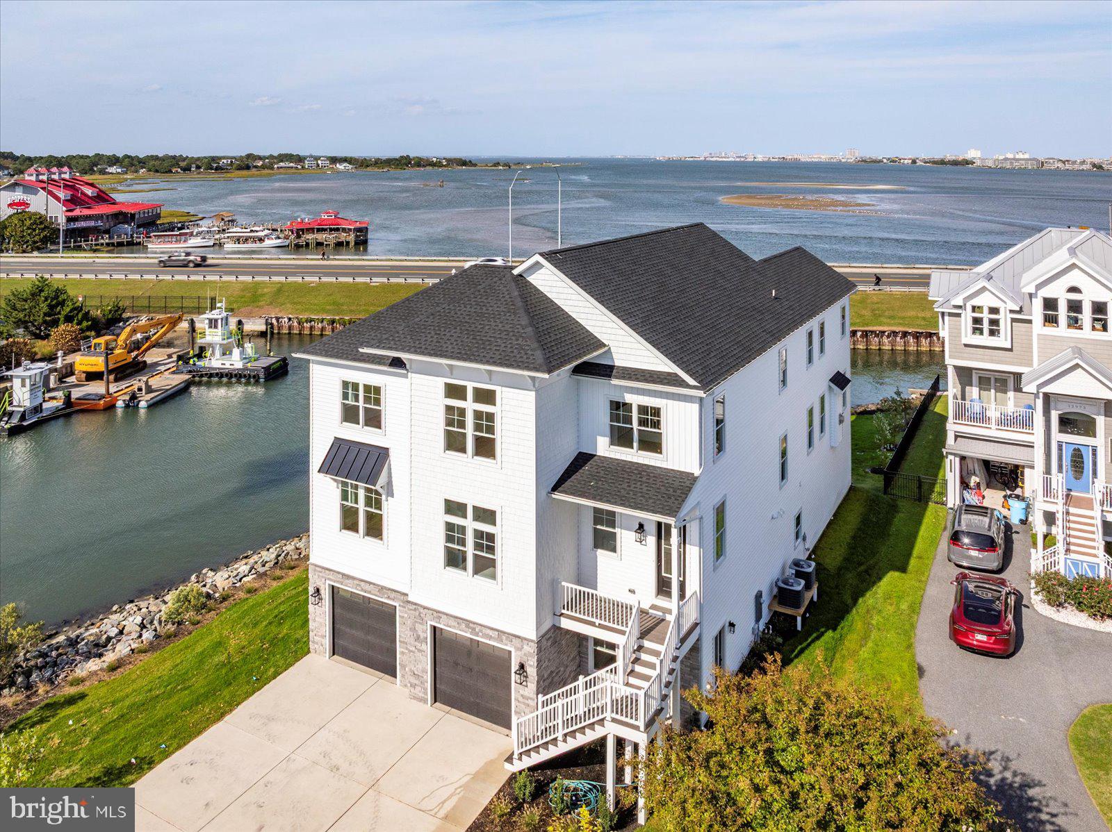 ESTATES AT INLET ISLE - Residential