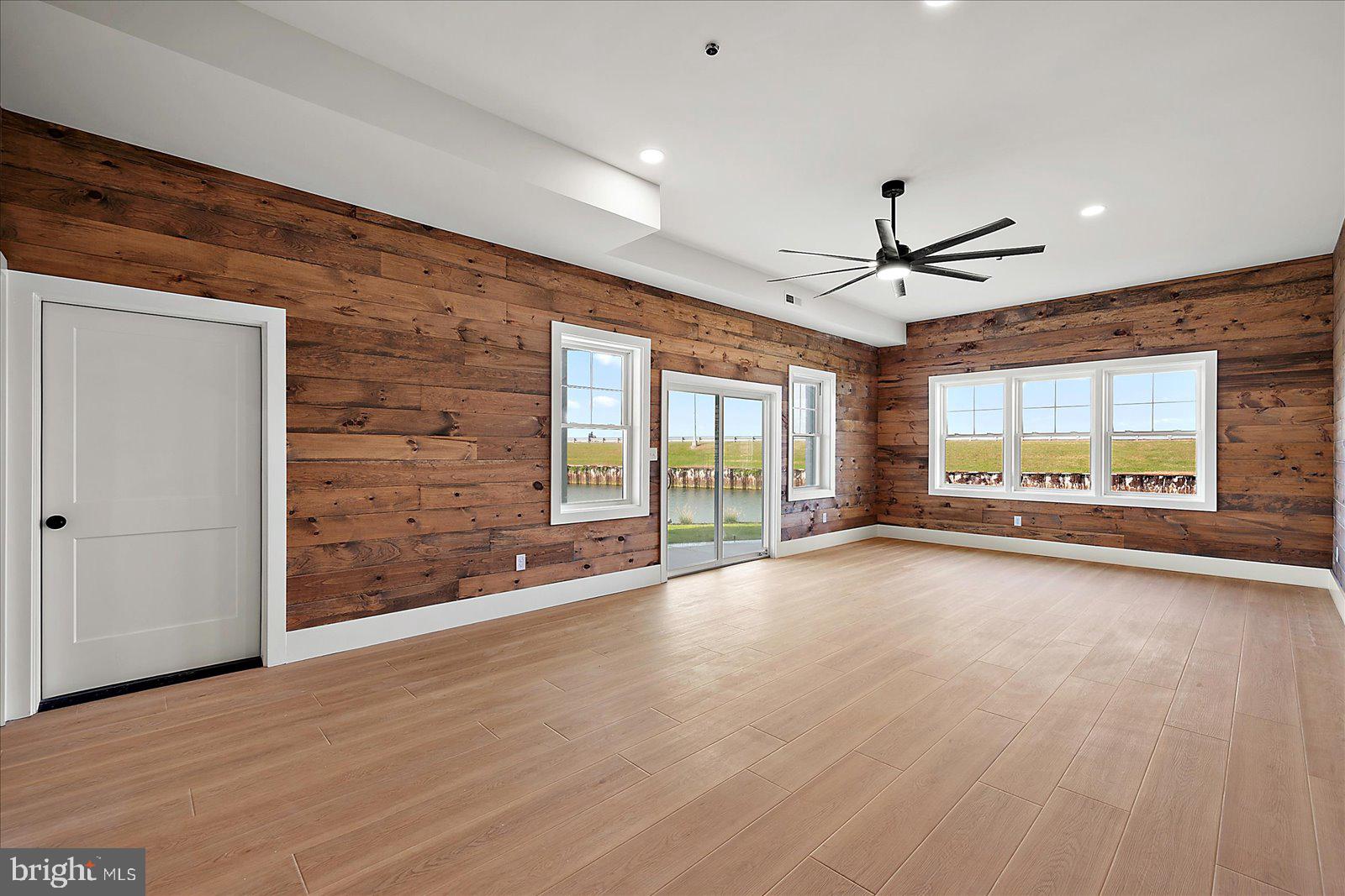 ESTATES AT INLET ISLE - Residential