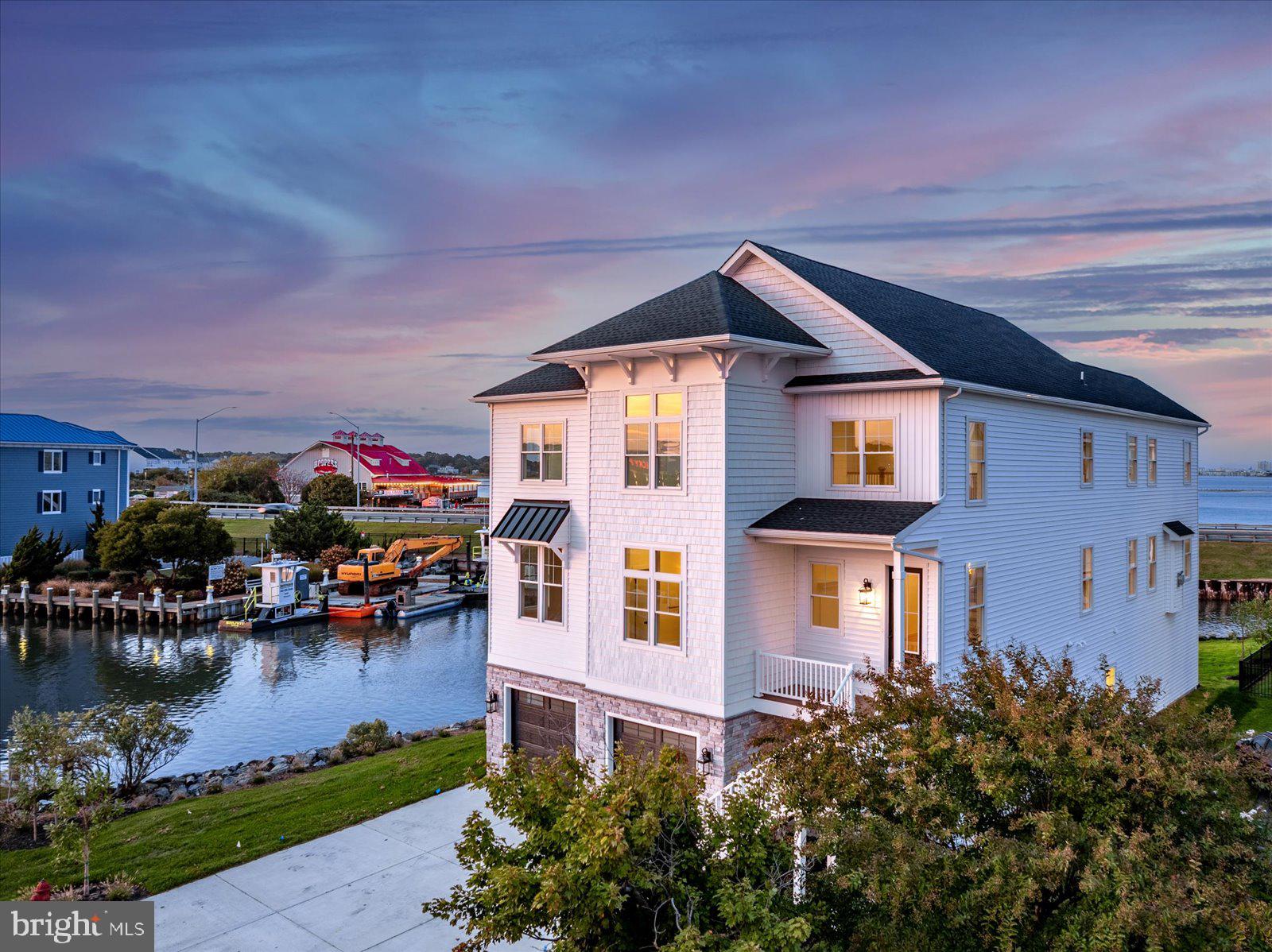 ESTATES AT INLET ISLE - Residential