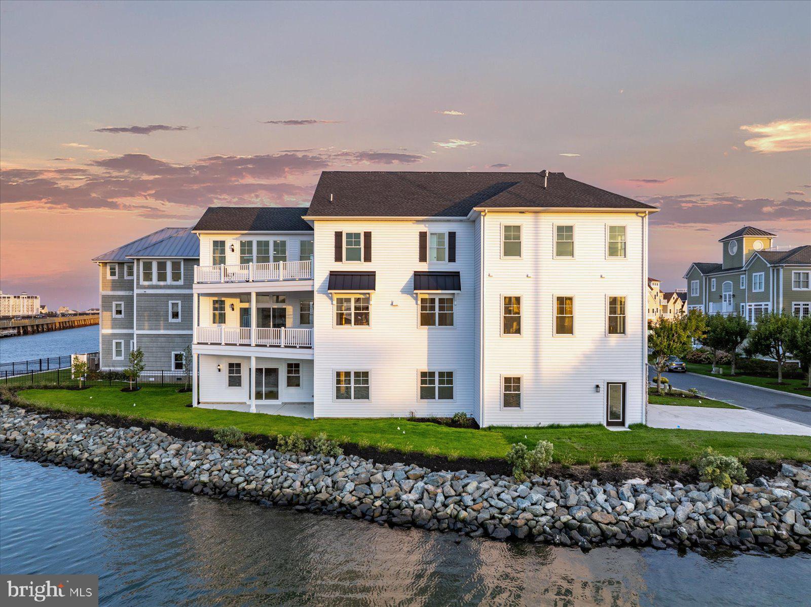 ESTATES AT INLET ISLE - Residential