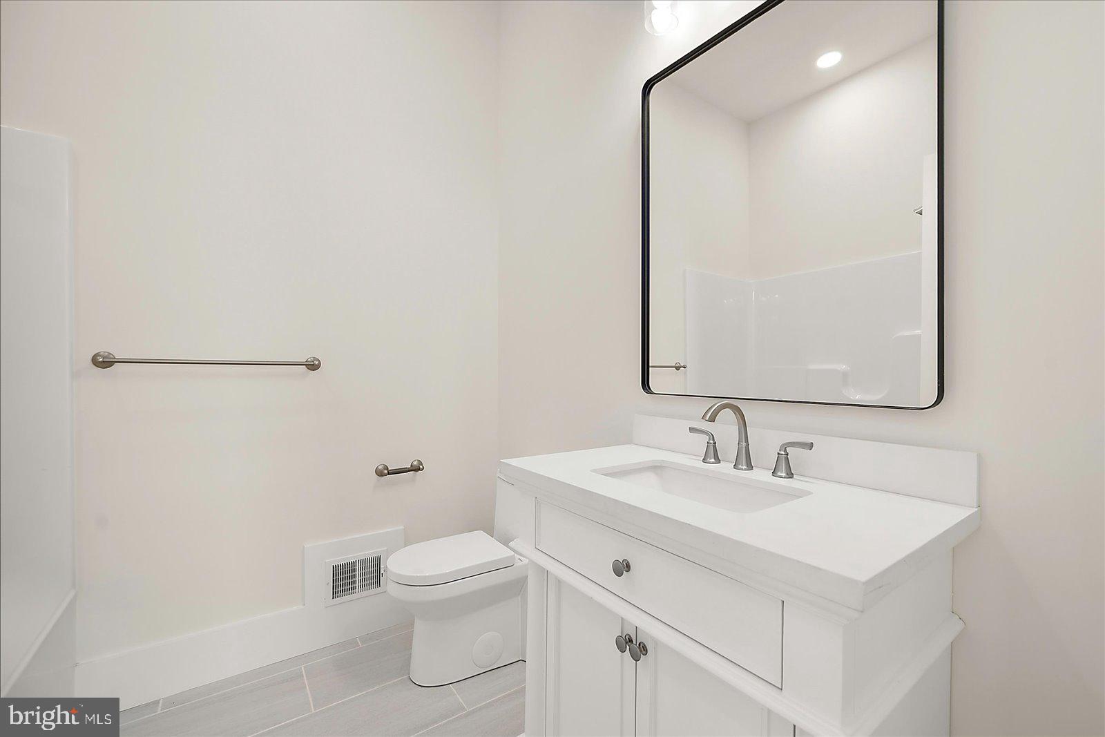 ESTATES AT INLET ISLE - Residential