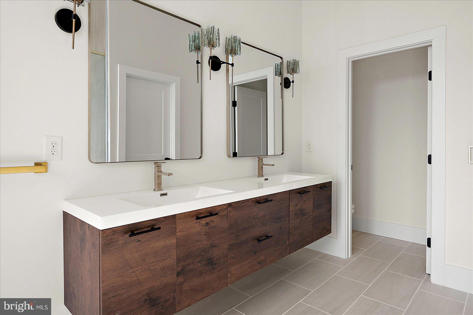 ESTATES AT INLET ISLE - Residential