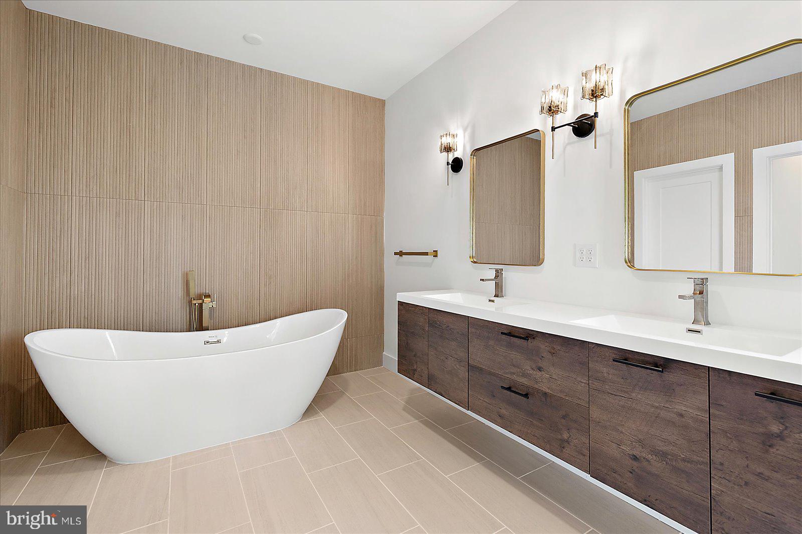 ESTATES AT INLET ISLE - Residential