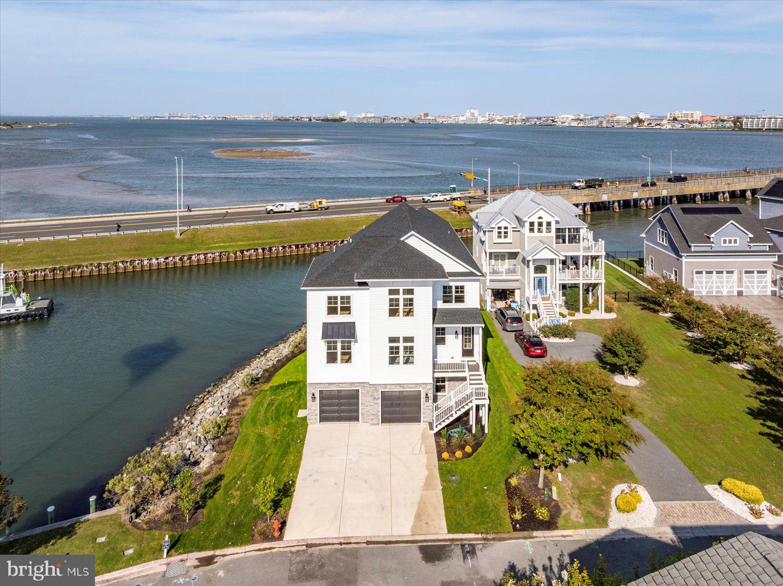 ESTATES AT INLET ISLE - Residential