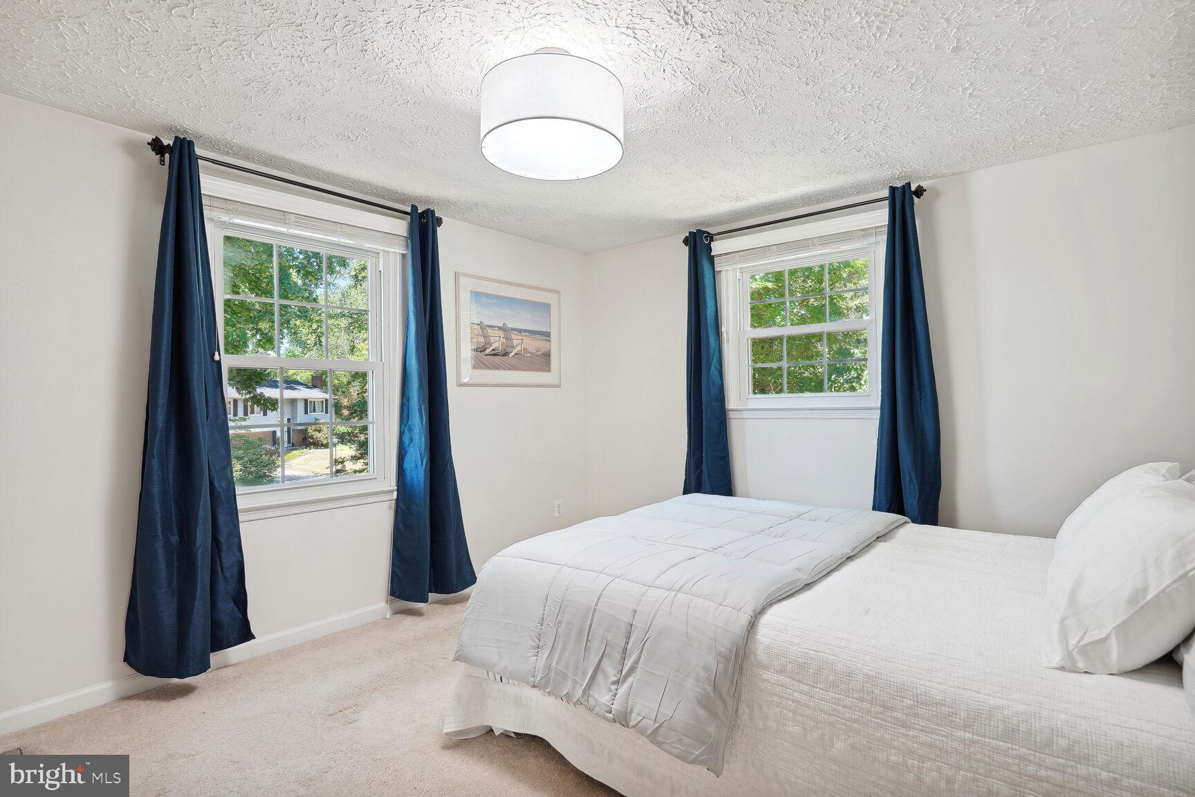 GROVETON - Residential