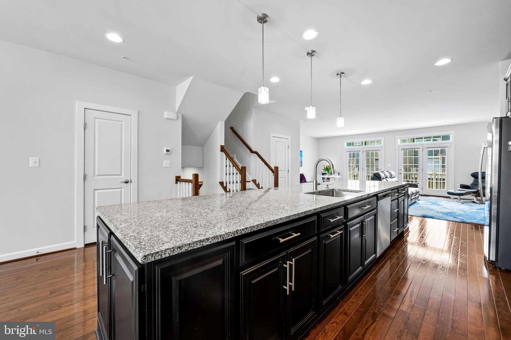 SUBURBAN GREENE - Residential