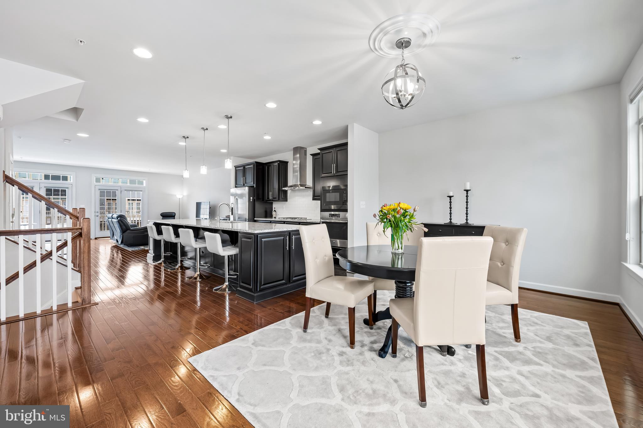 SUBURBAN GREENE - Residential