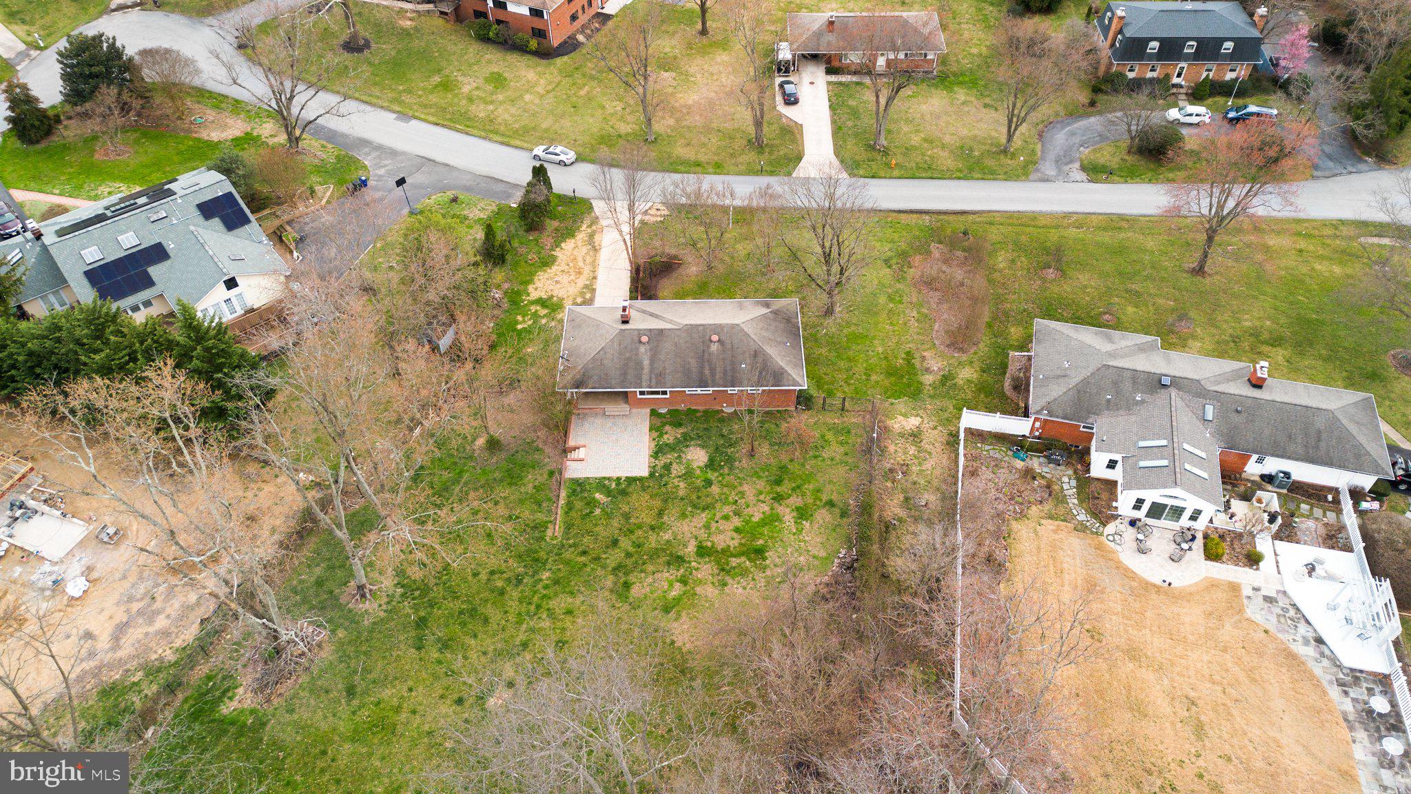 CLEMENS CROSSING - Residential