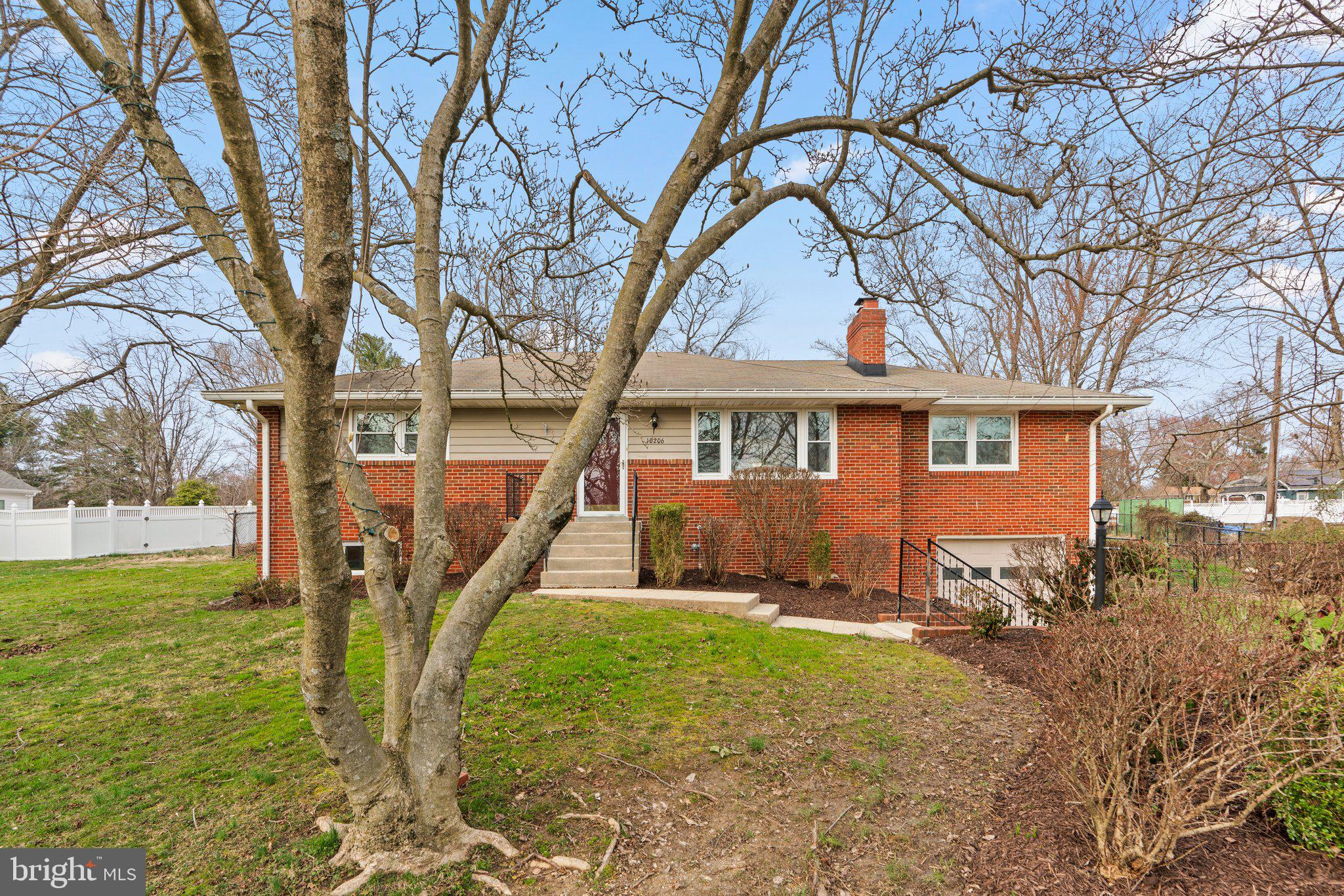 CLEMENS CROSSING - Residential