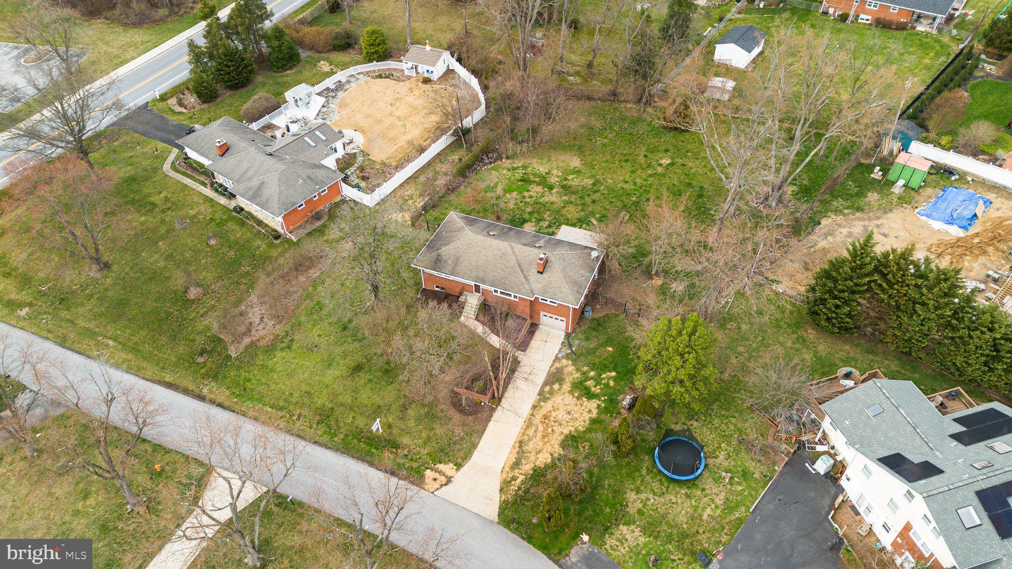 CLEMENS CROSSING - Residential