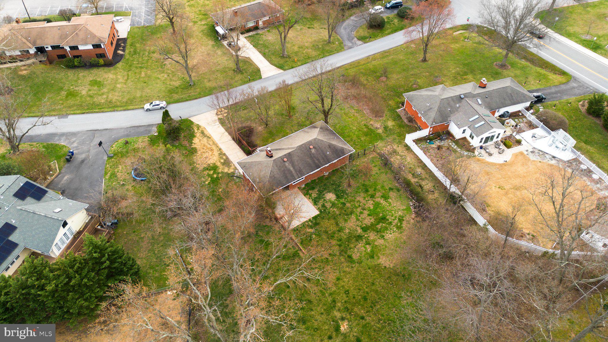 CLEMENS CROSSING - Residential