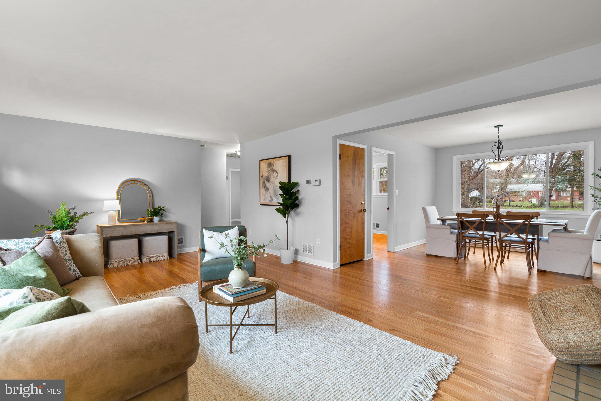 CLEMENS CROSSING - Residential