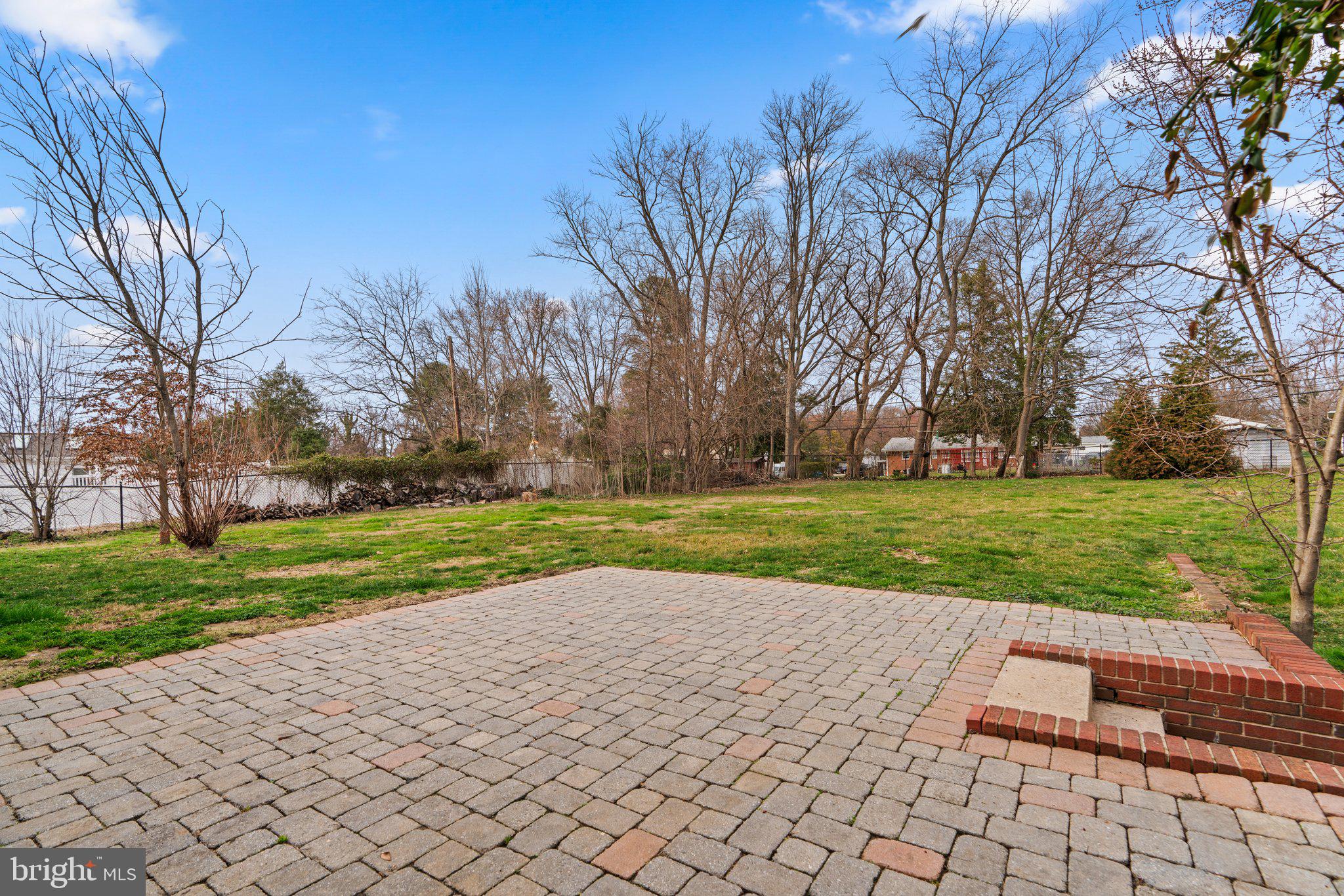 CLEMENS CROSSING - Residential