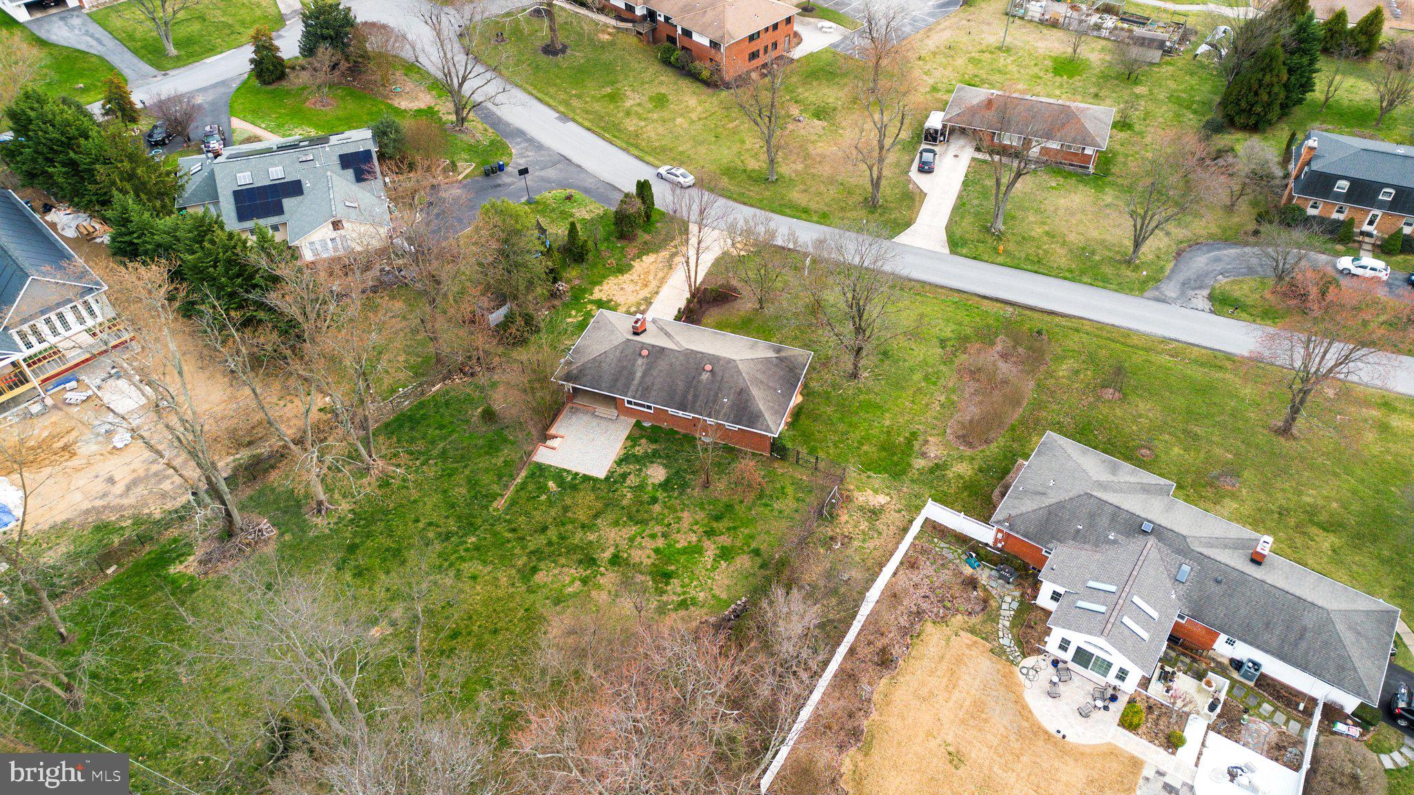 CLEMENS CROSSING - Residential