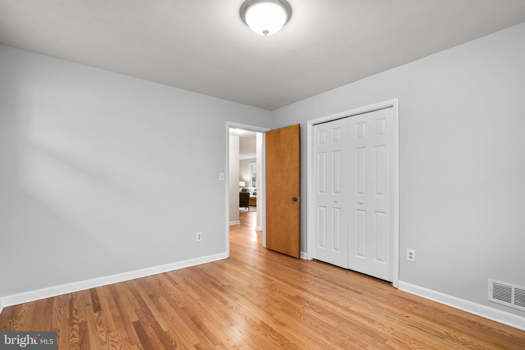 CLEMENS CROSSING - Residential