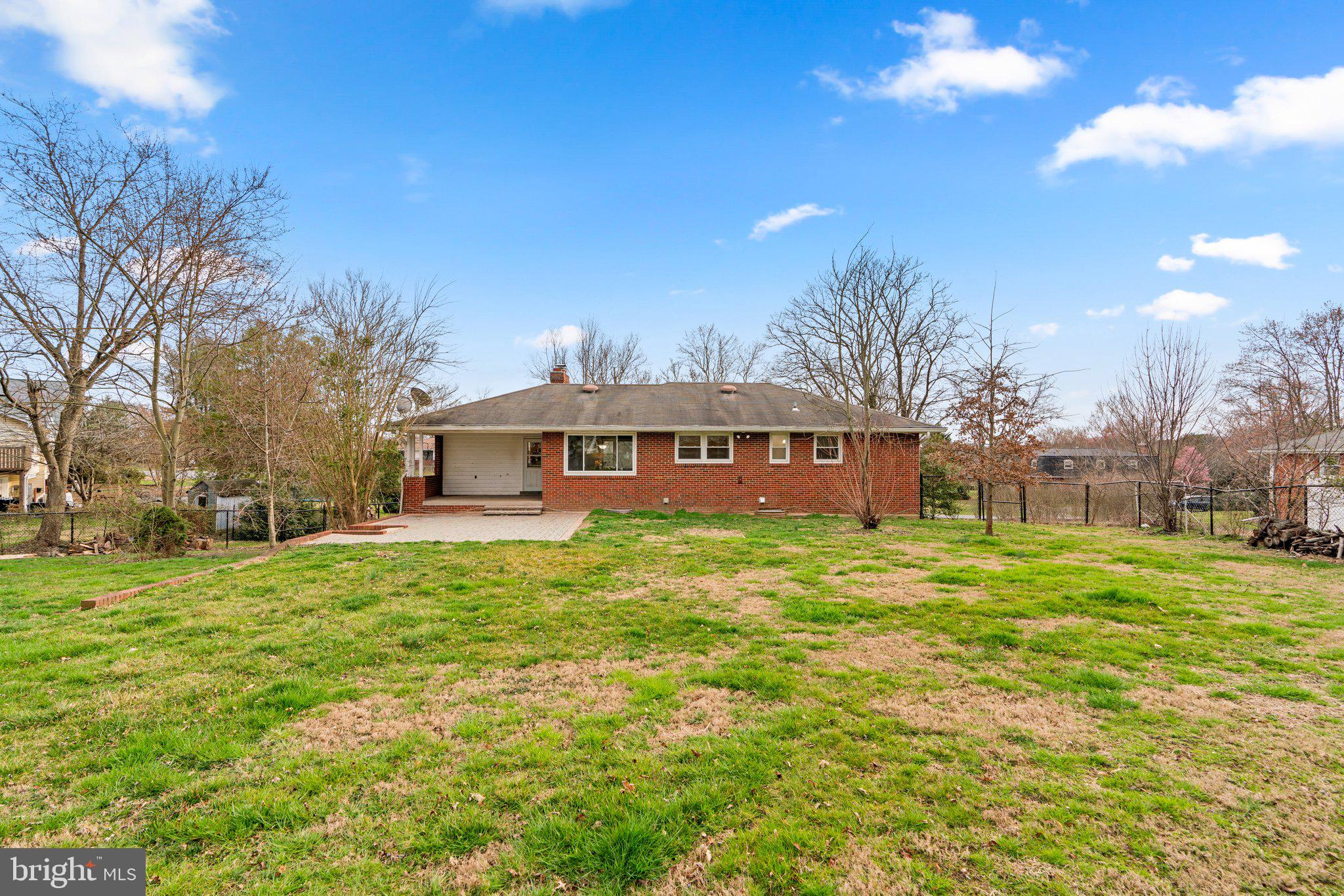 CLEMENS CROSSING - Residential