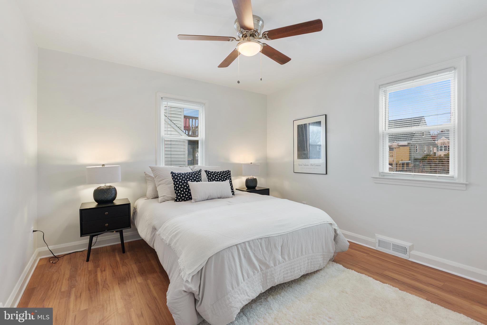 PARKVILLE SUMMIT - Residential