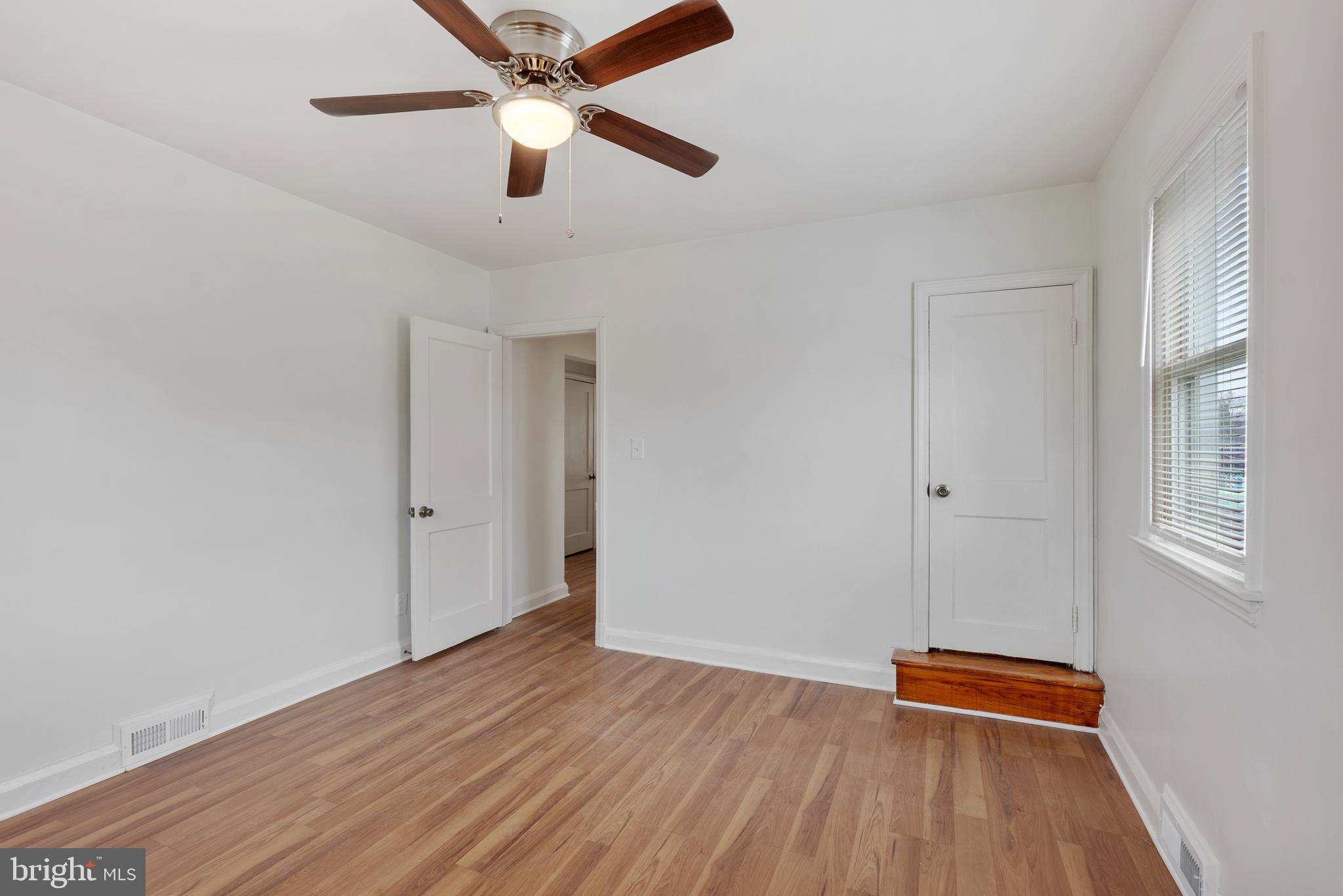 PARKVILLE SUMMIT - Residential