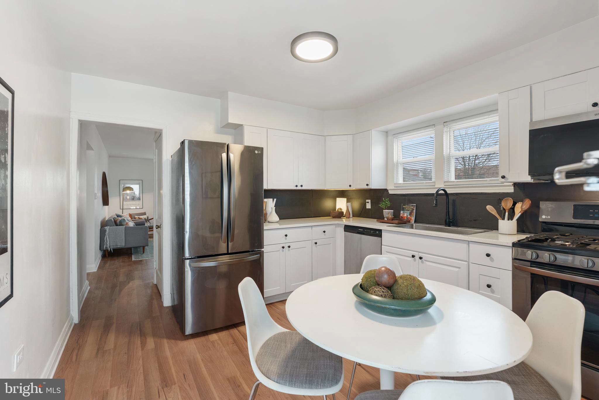 PARKVILLE SUMMIT - Residential