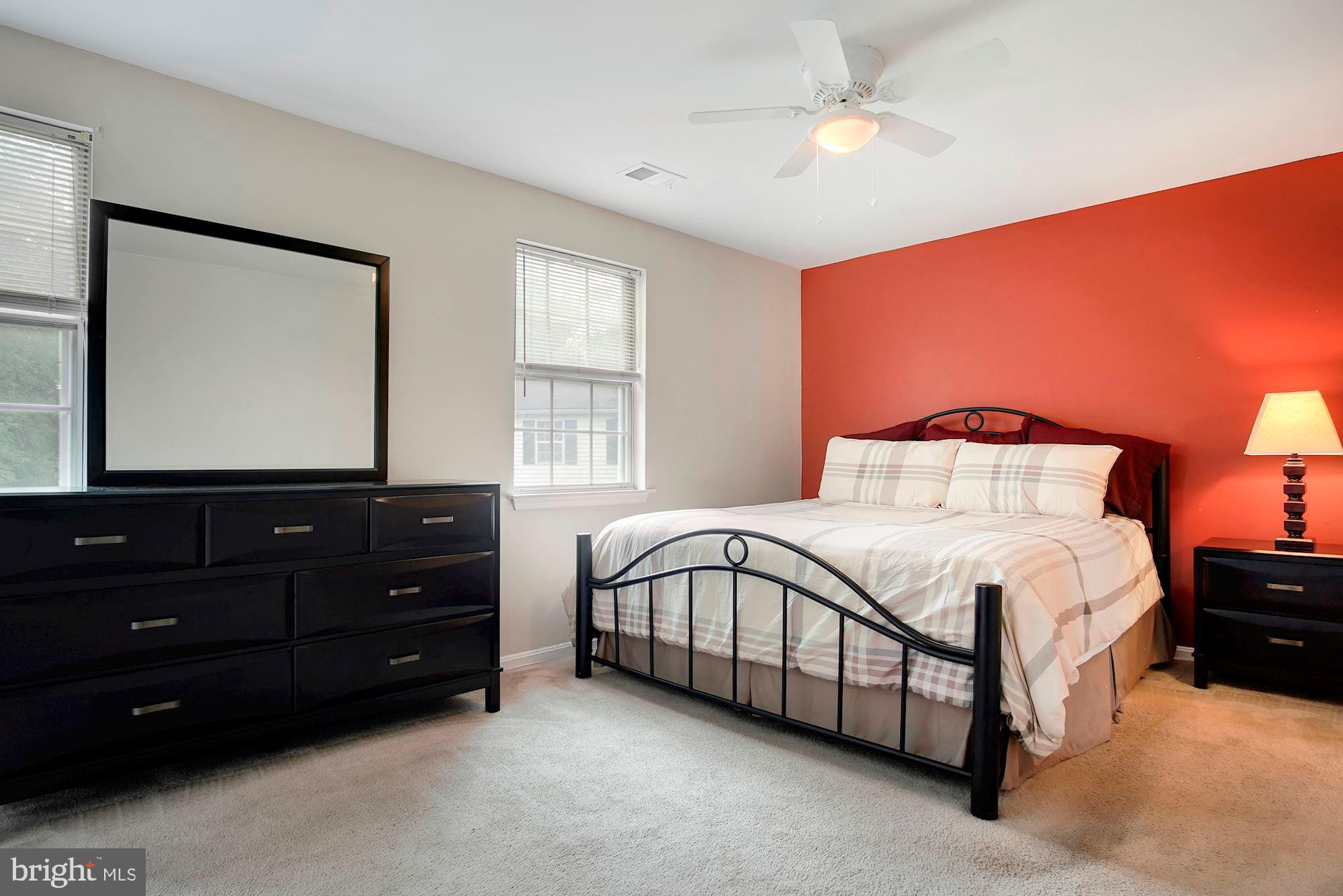 HUNTERS WOODS - Residential