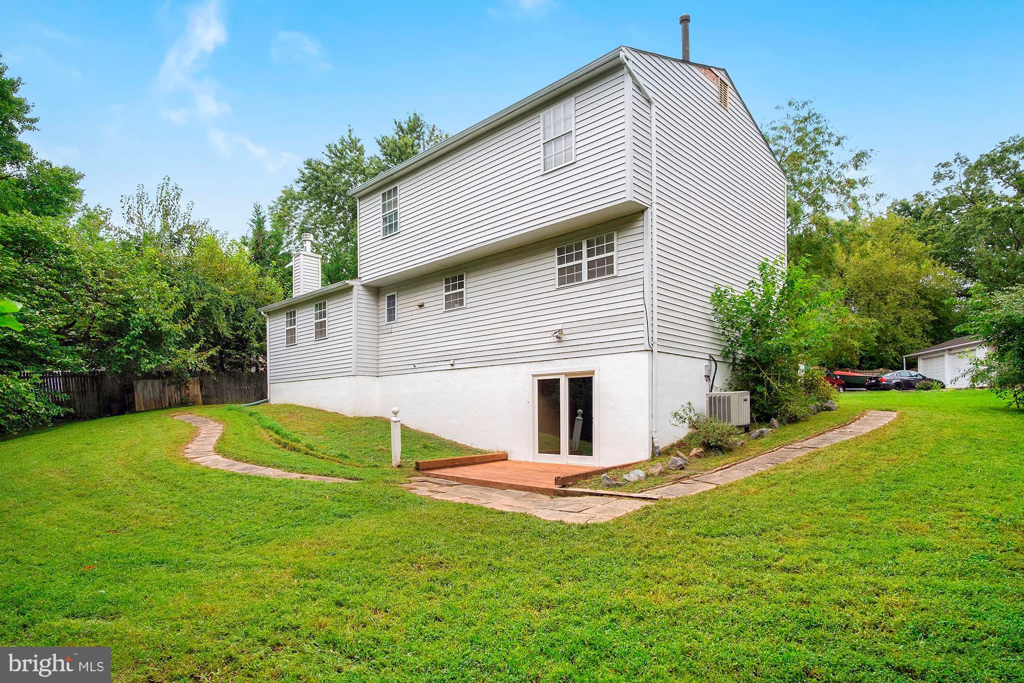 HUNTERS WOODS - Residential