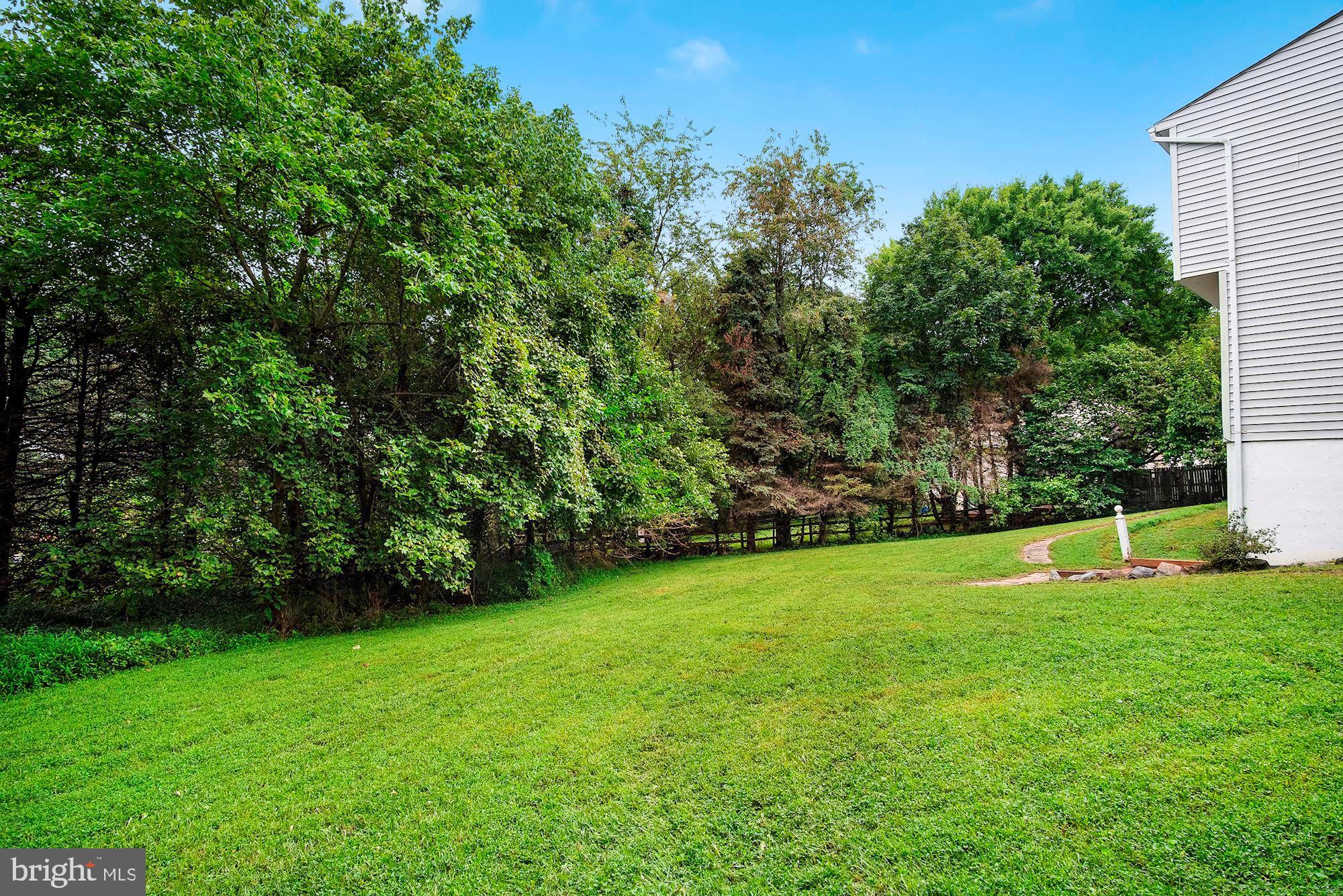 HUNTERS WOODS - Residential