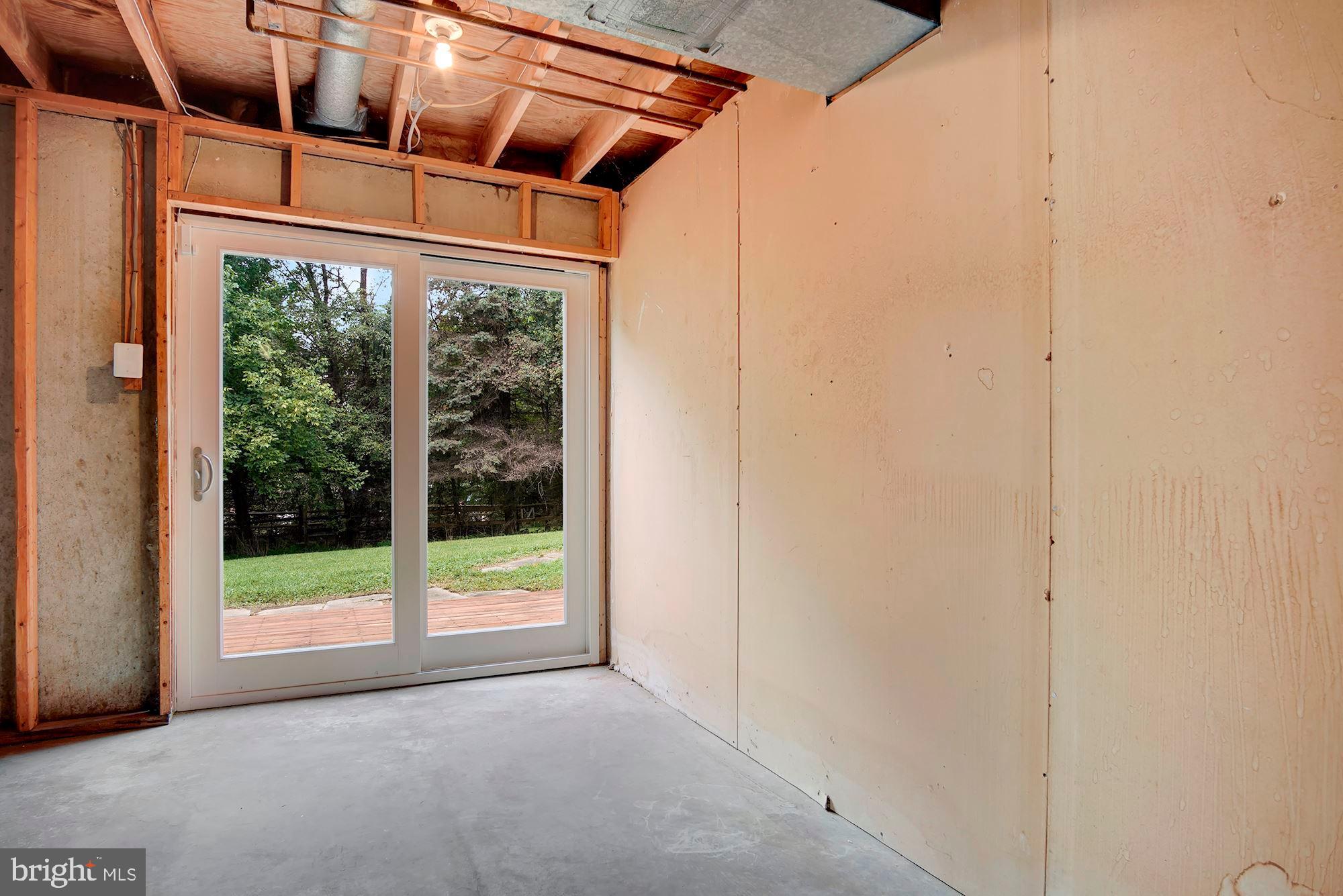 HUNTERS WOODS - Residential