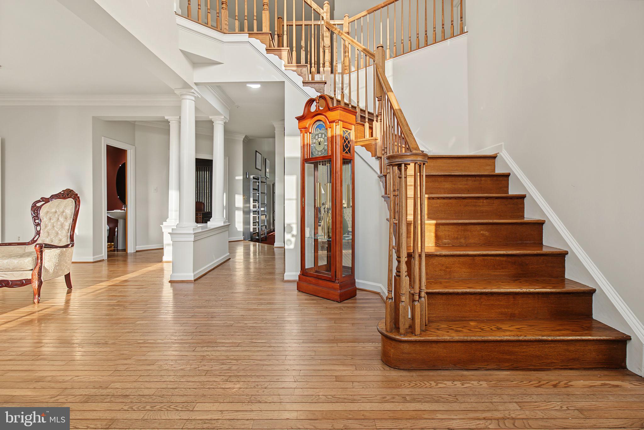 1709 KINGS MANOR DRIVE