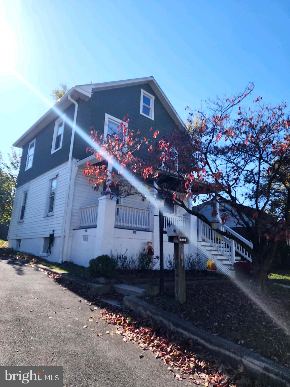 LANDSDOWNE - Residential