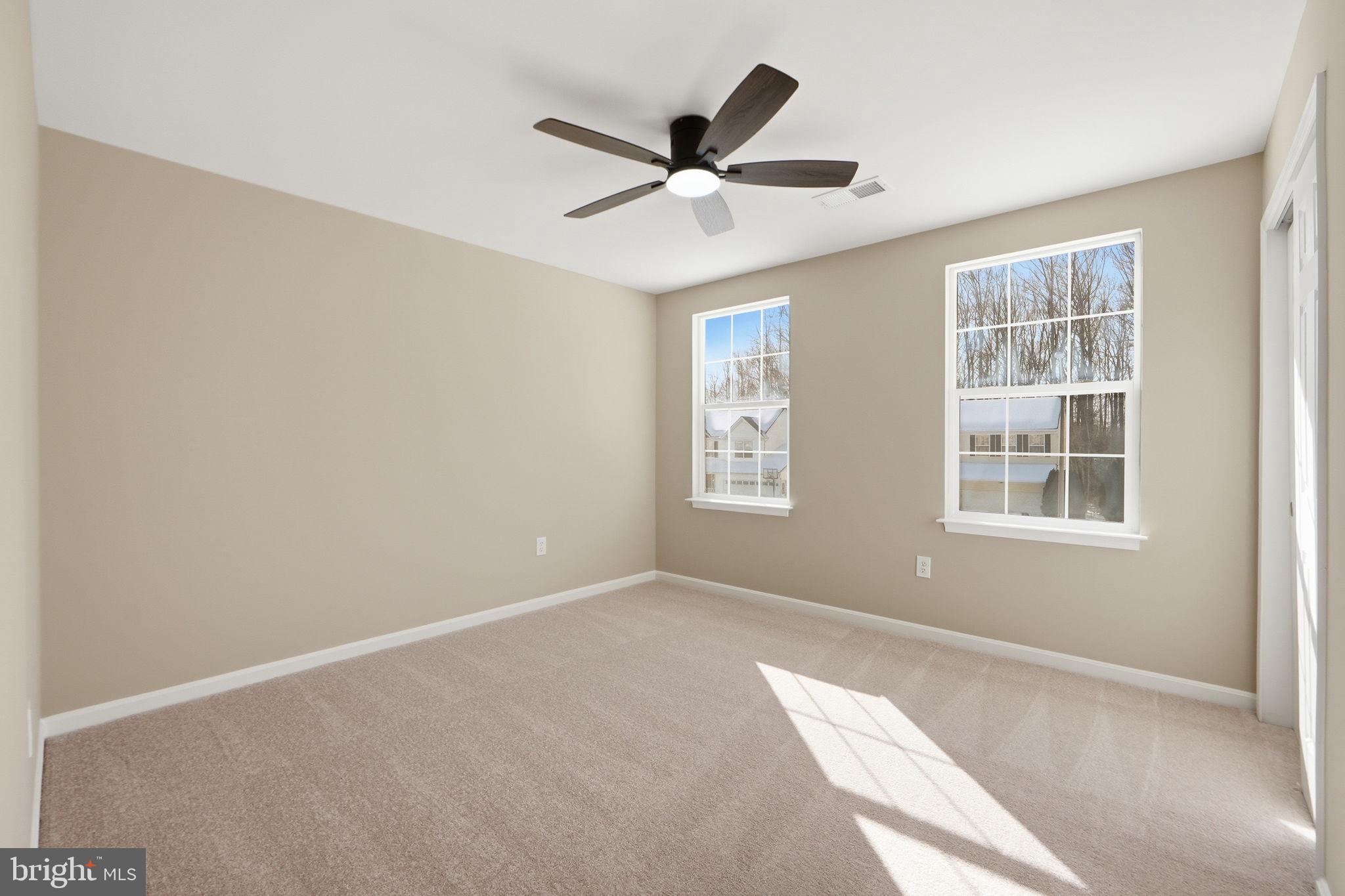 BLOOMS CROSSING - Residential