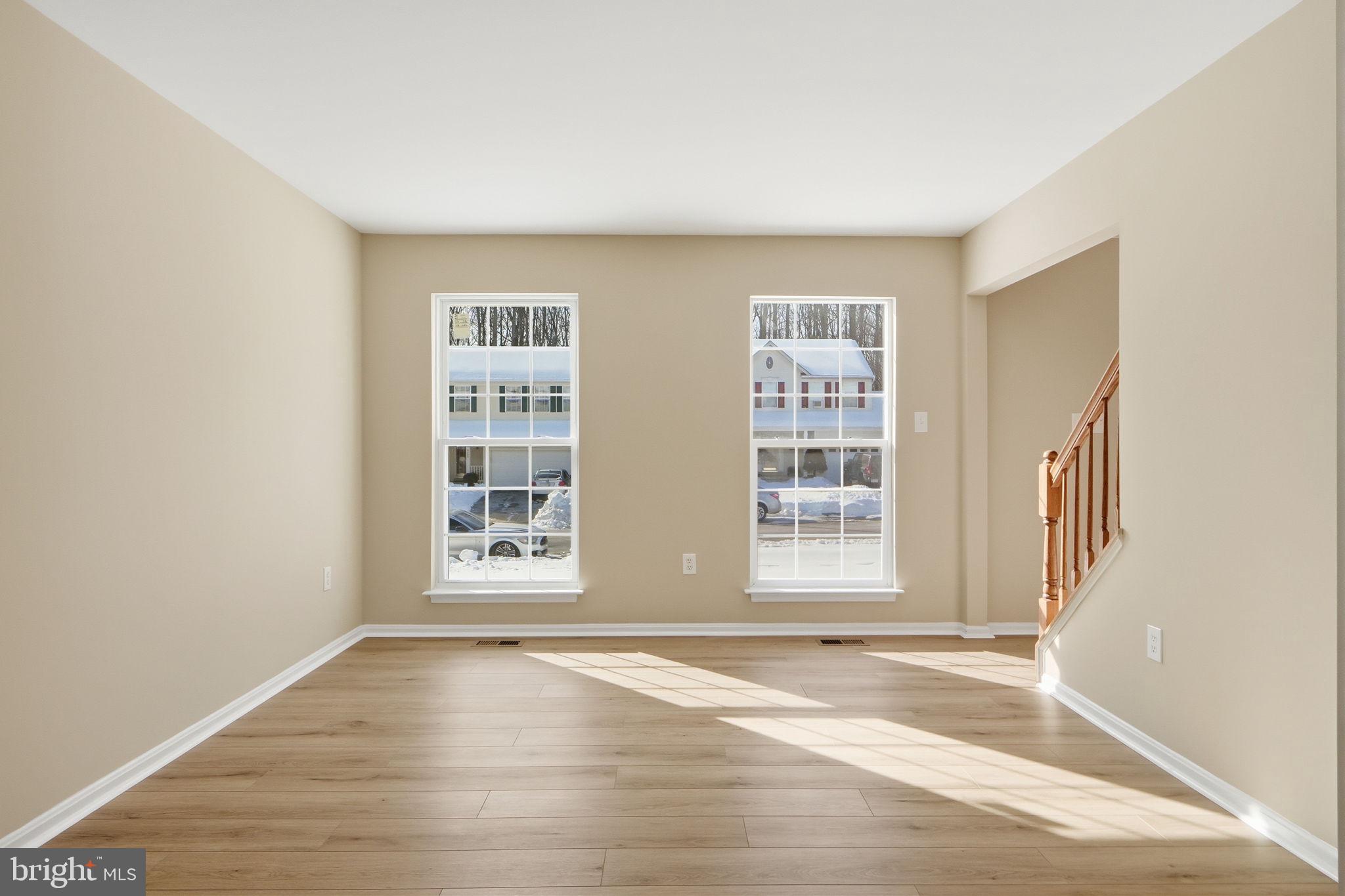 BLOOMS CROSSING - Residential