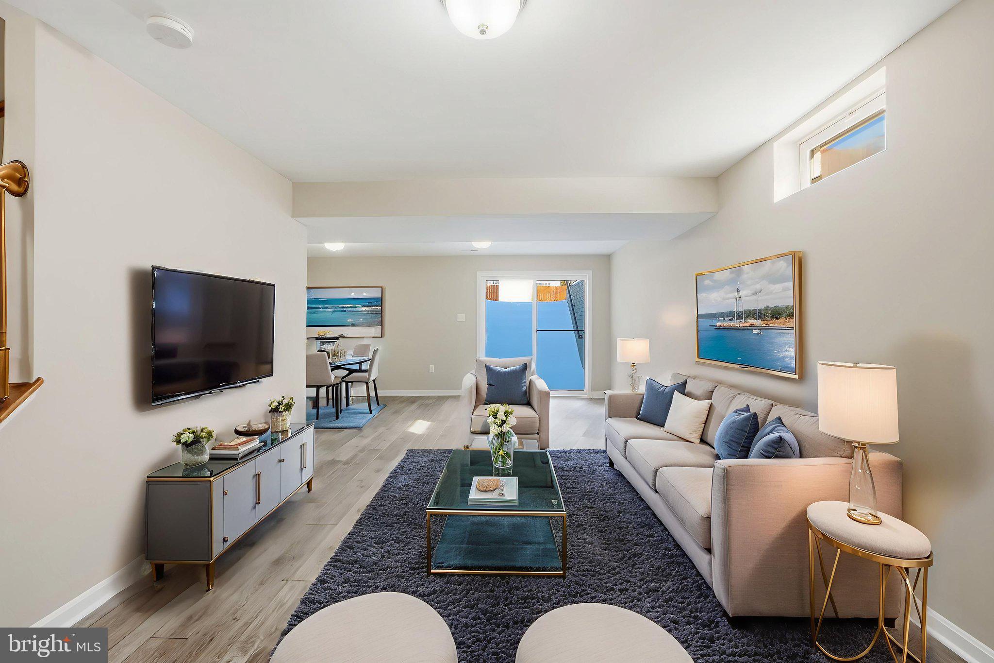 BLOOMS CROSSING - Residential