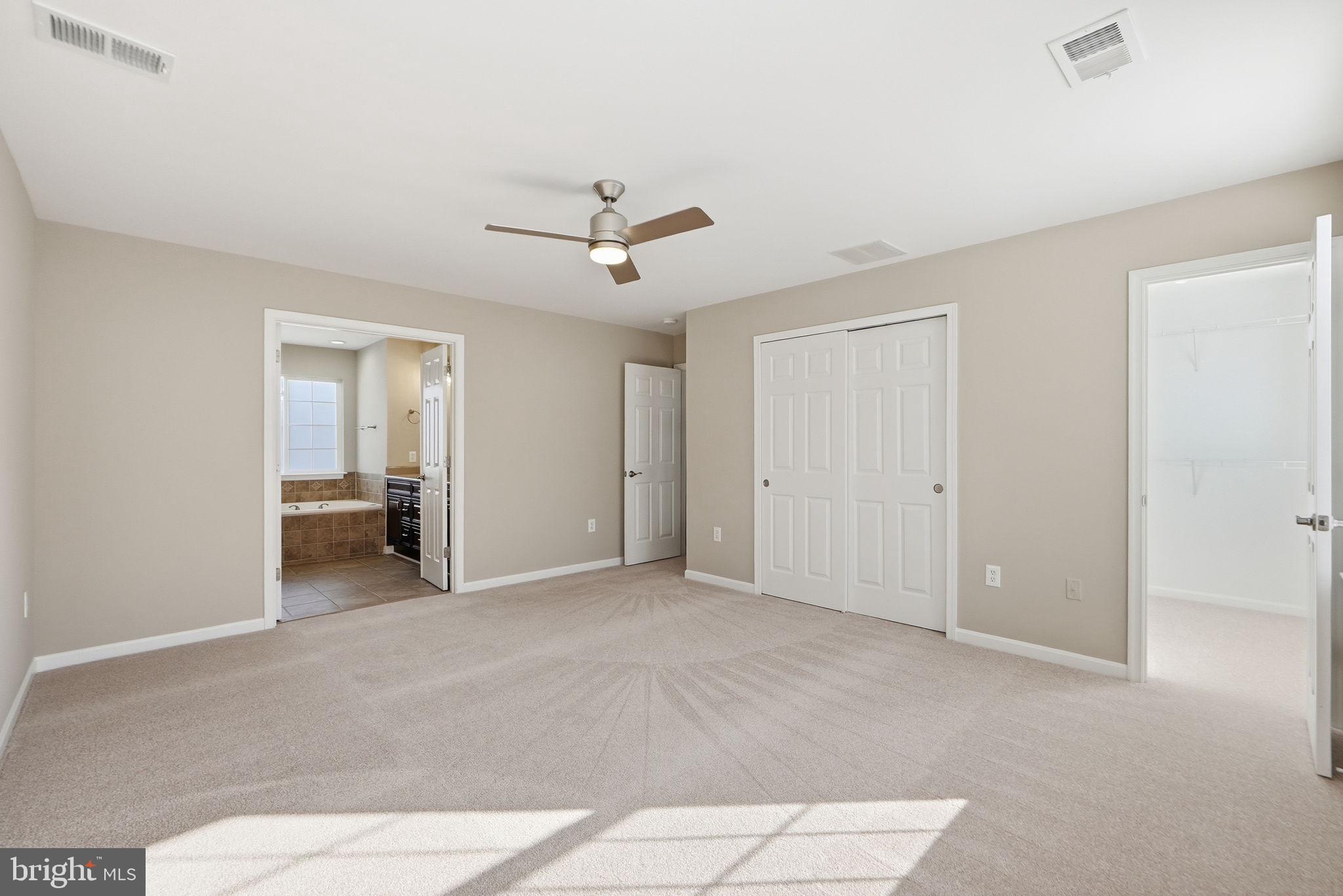 BLOOMS CROSSING - Residential