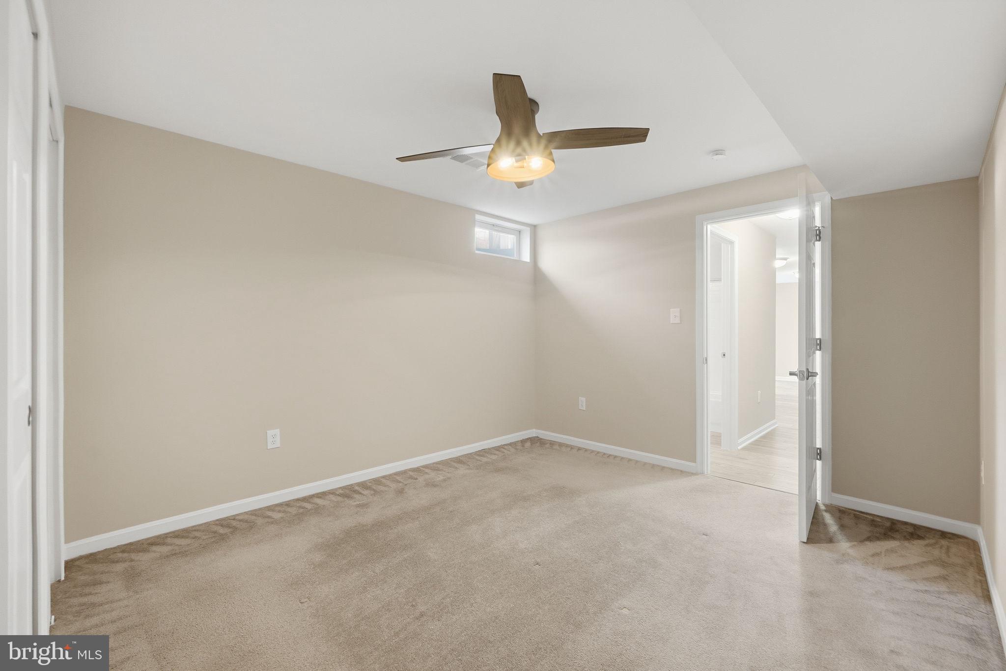 BLOOMS CROSSING - Residential