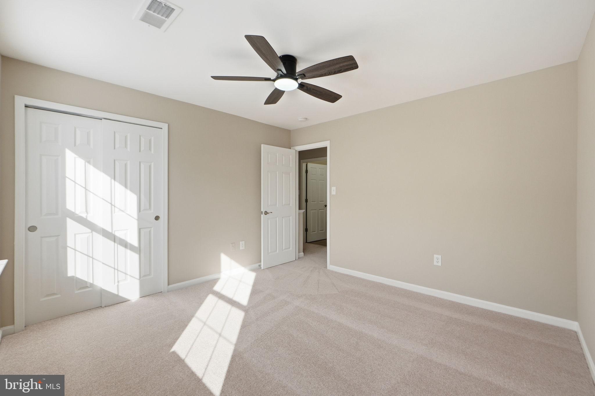 BLOOMS CROSSING - Residential