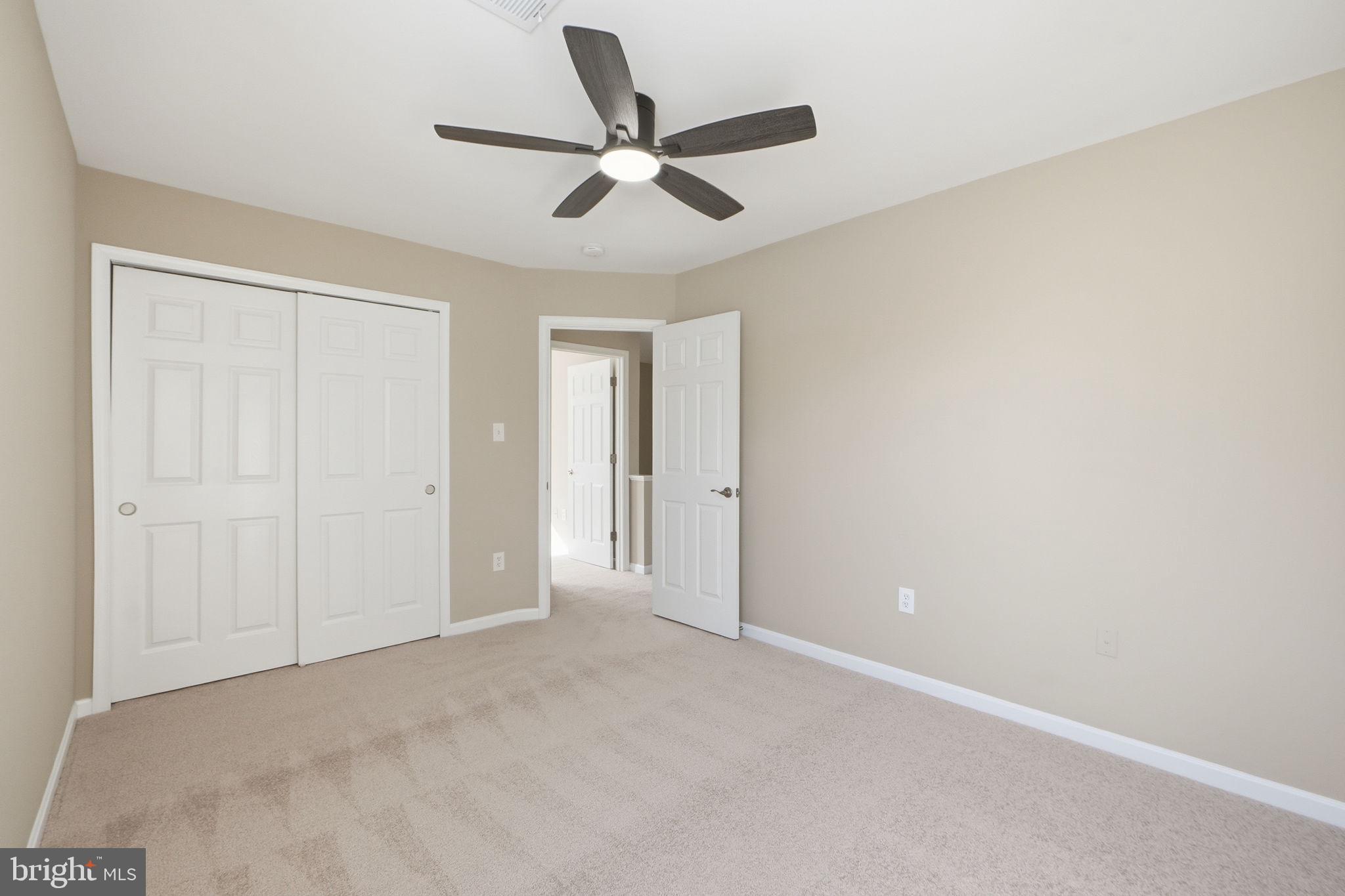 BLOOMS CROSSING - Residential