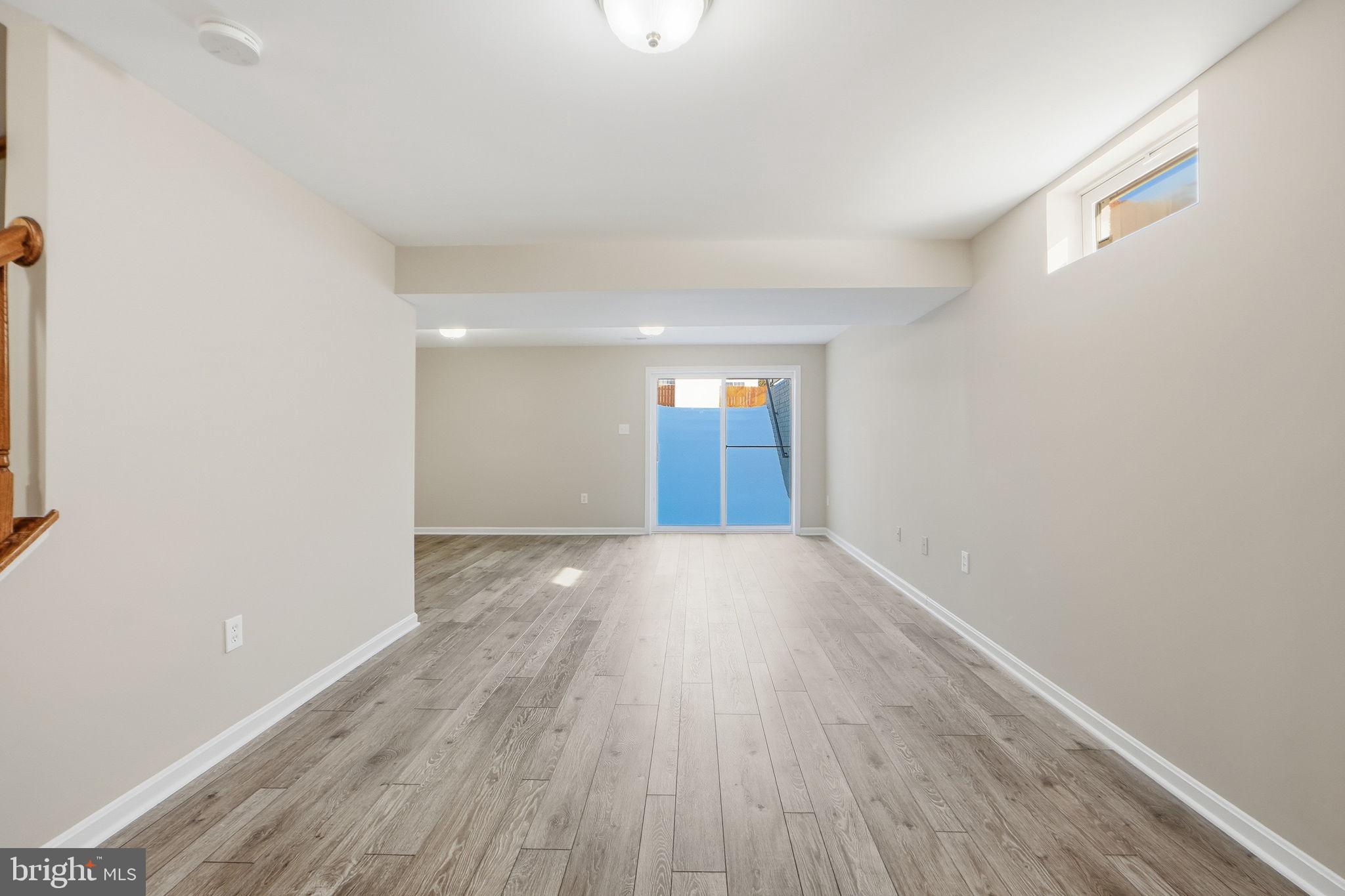 BLOOMS CROSSING - Residential